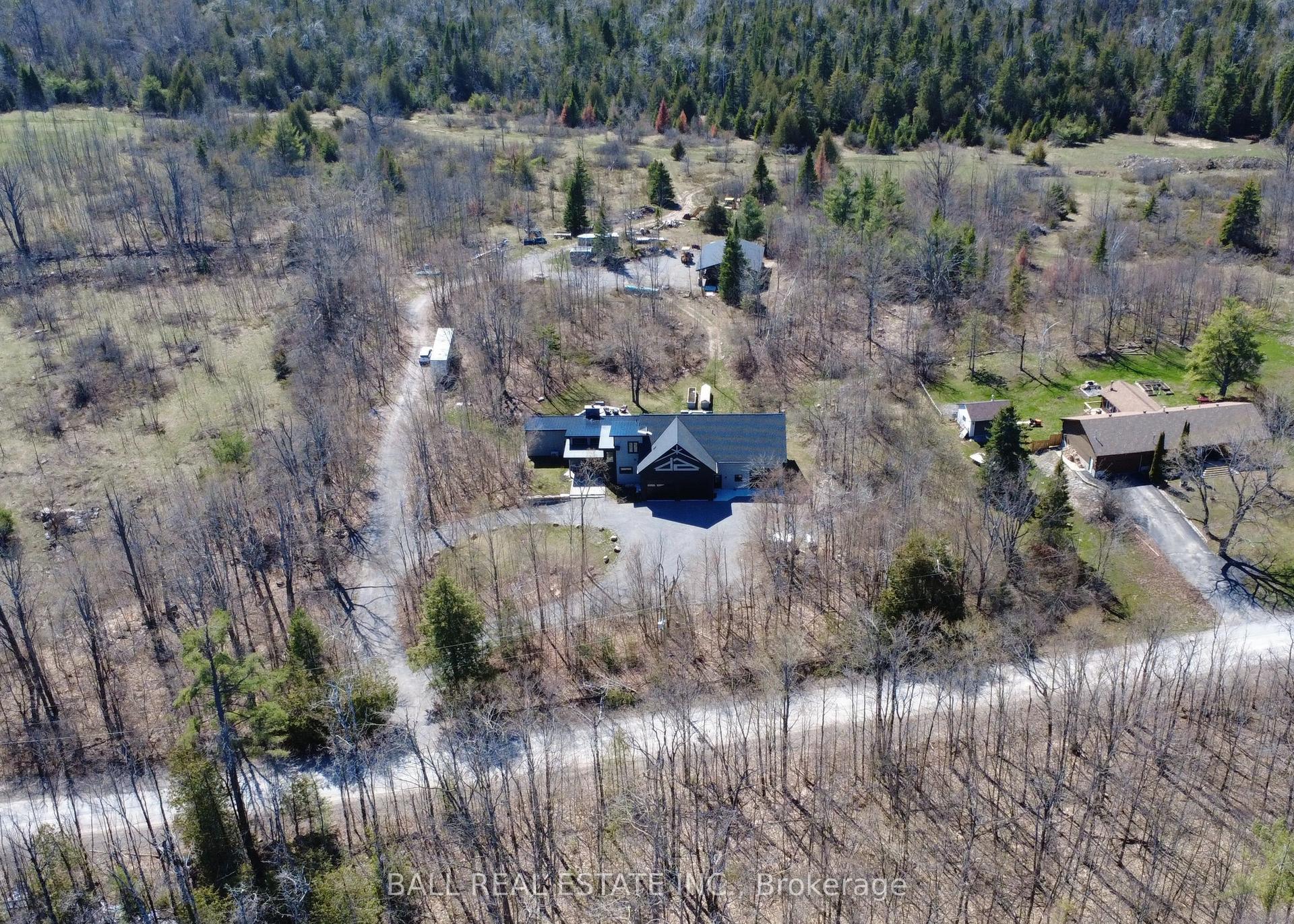 33 LAPLANTES Road — photo 1