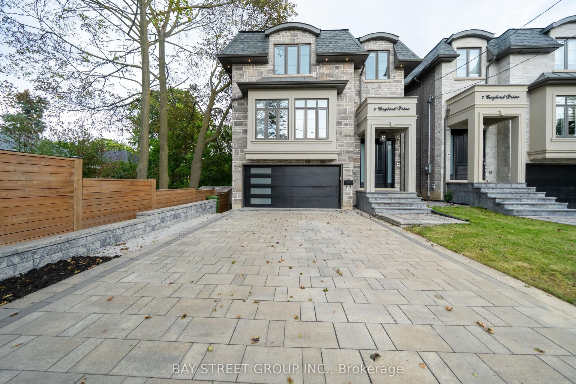 9 Gaylord Drive, Toronto — Detached for sale, photo 1