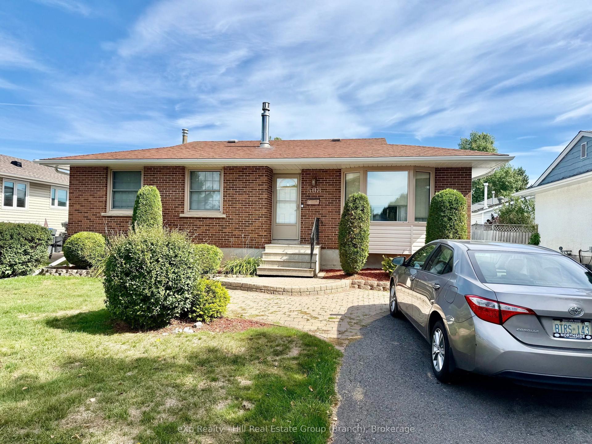 508 Cambrian Crescent, Thunder Bay — Detached for sale, photo 1