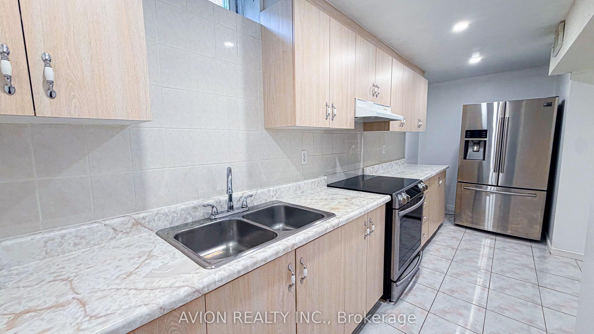 2 Bute Court Lower #Lower, Vaughan — Detached for lease, photo 1