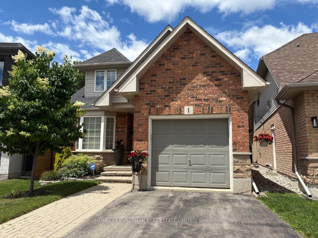 1173 Bellview Crescent 1 #1 — photo 1