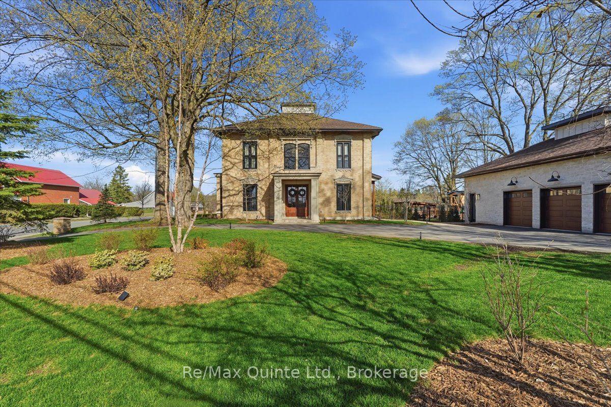 88 Bridge Street, Prince Edward County — Detached for sale, photo 1