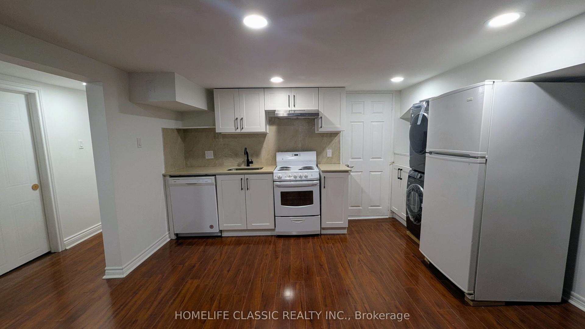 230 Alsace Road, Richmond Hill — Semi-Detached for lease, photo 1