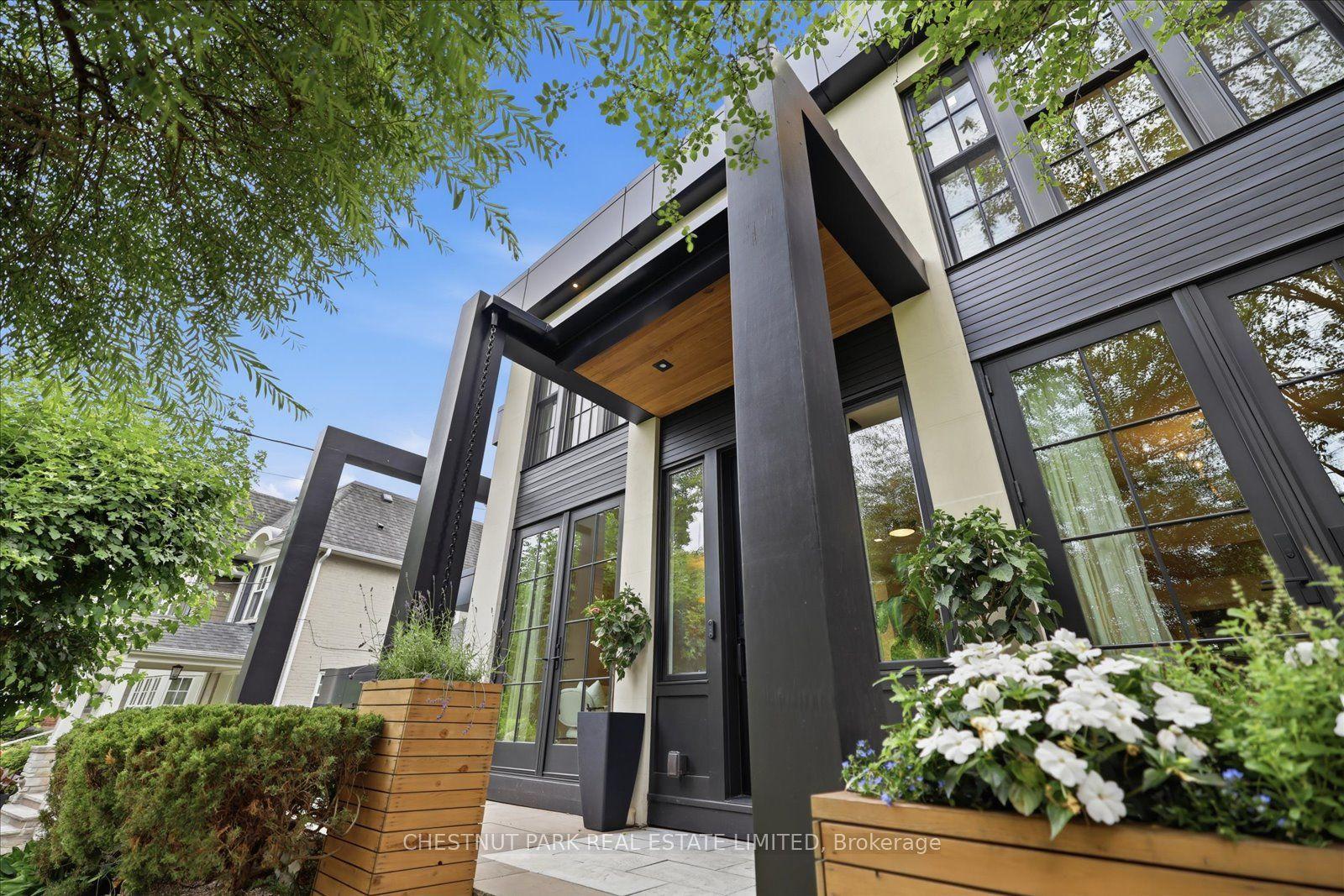310 Bessborough Drive, Toronto — Detached for sale, photo 1