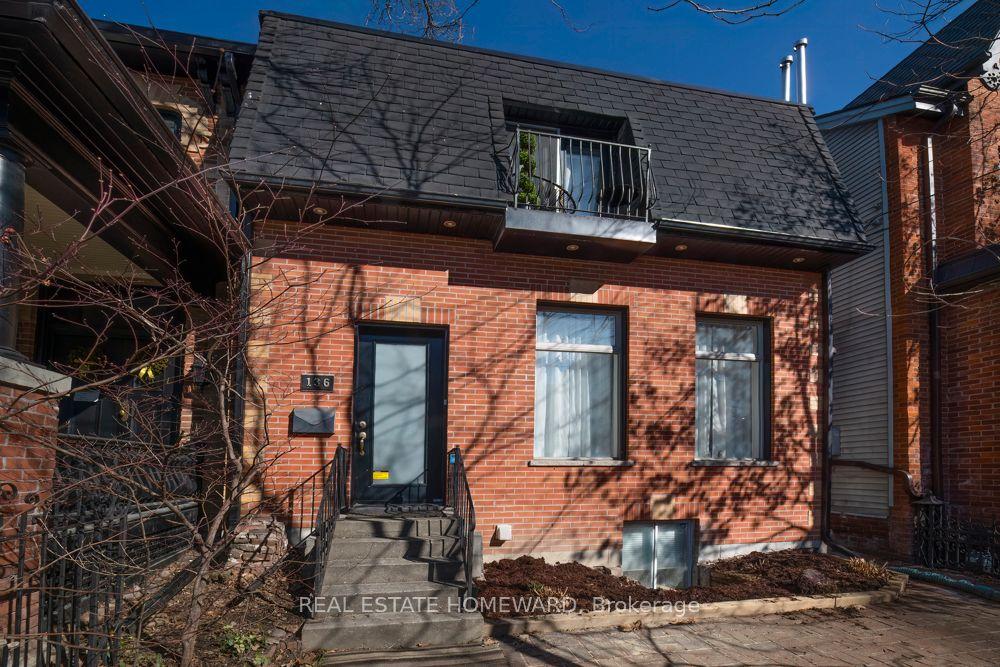 136 Spruce Street — photo 1