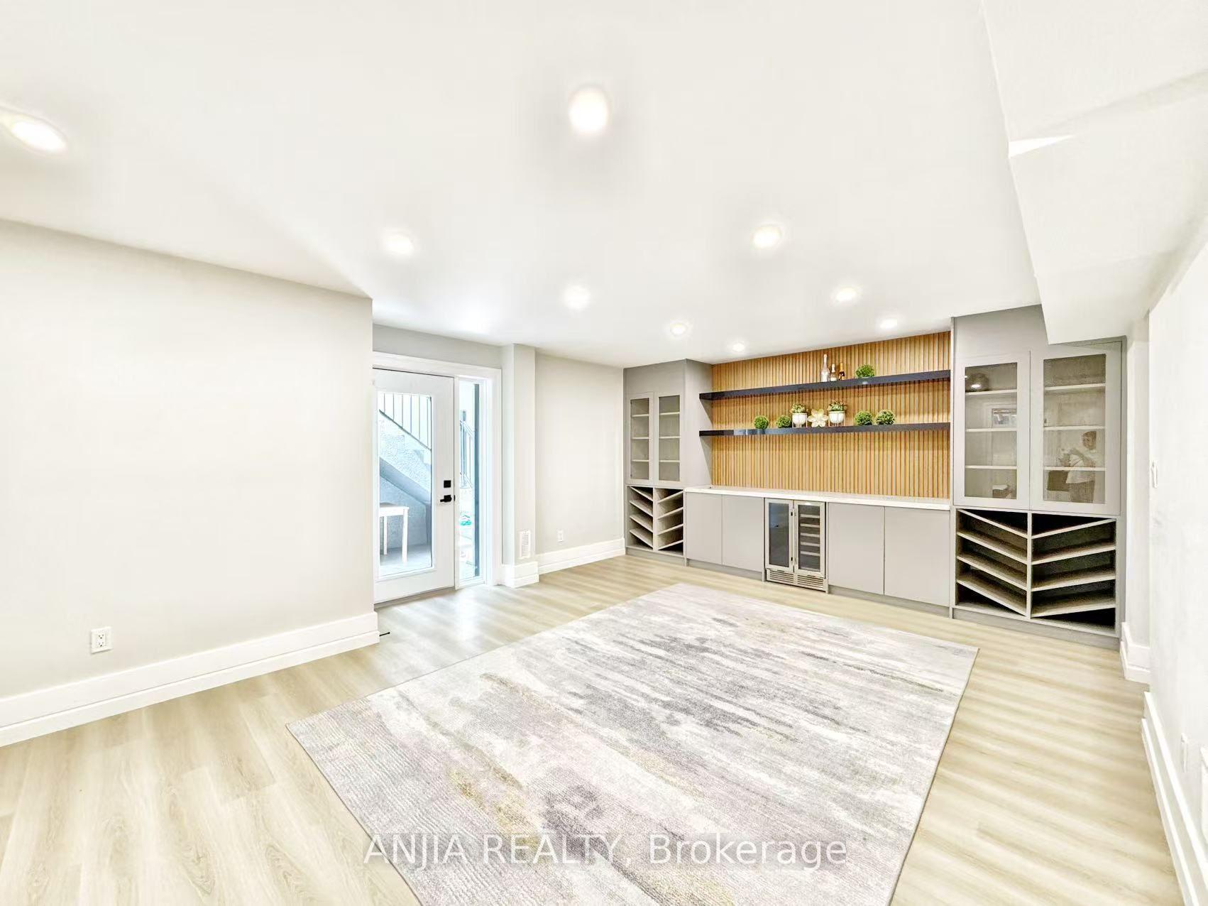 21 Sherwood Forest Drive, Markham — Detached for lease, photo 1