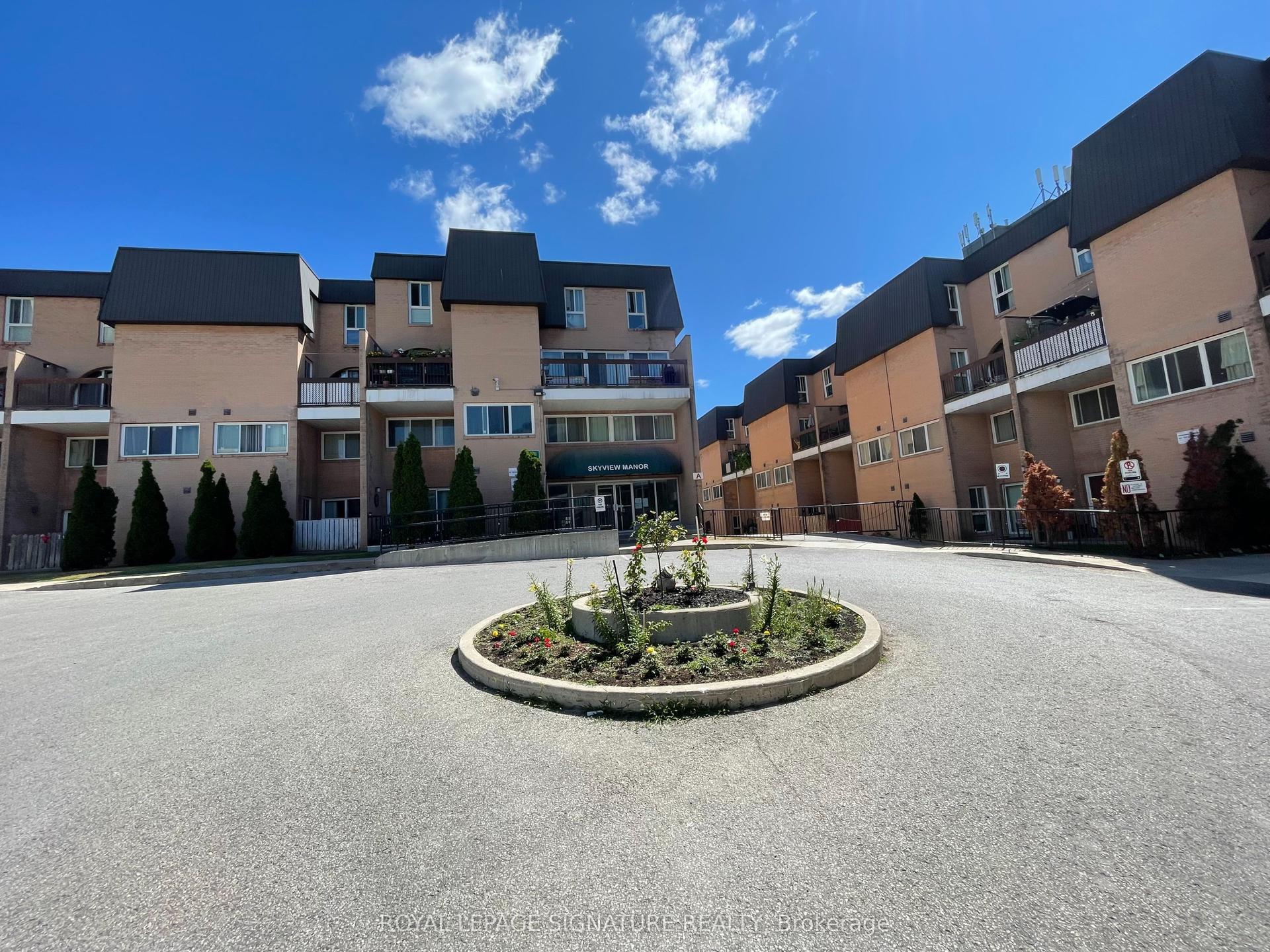 100 Mornelle Court 1084 #1084, Toronto — Condo Town for lease, photo 1