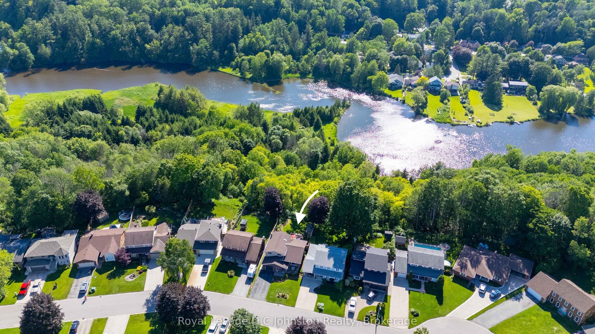 126 5th Avenue E, Owen Sound — Detached for sale, photo 1