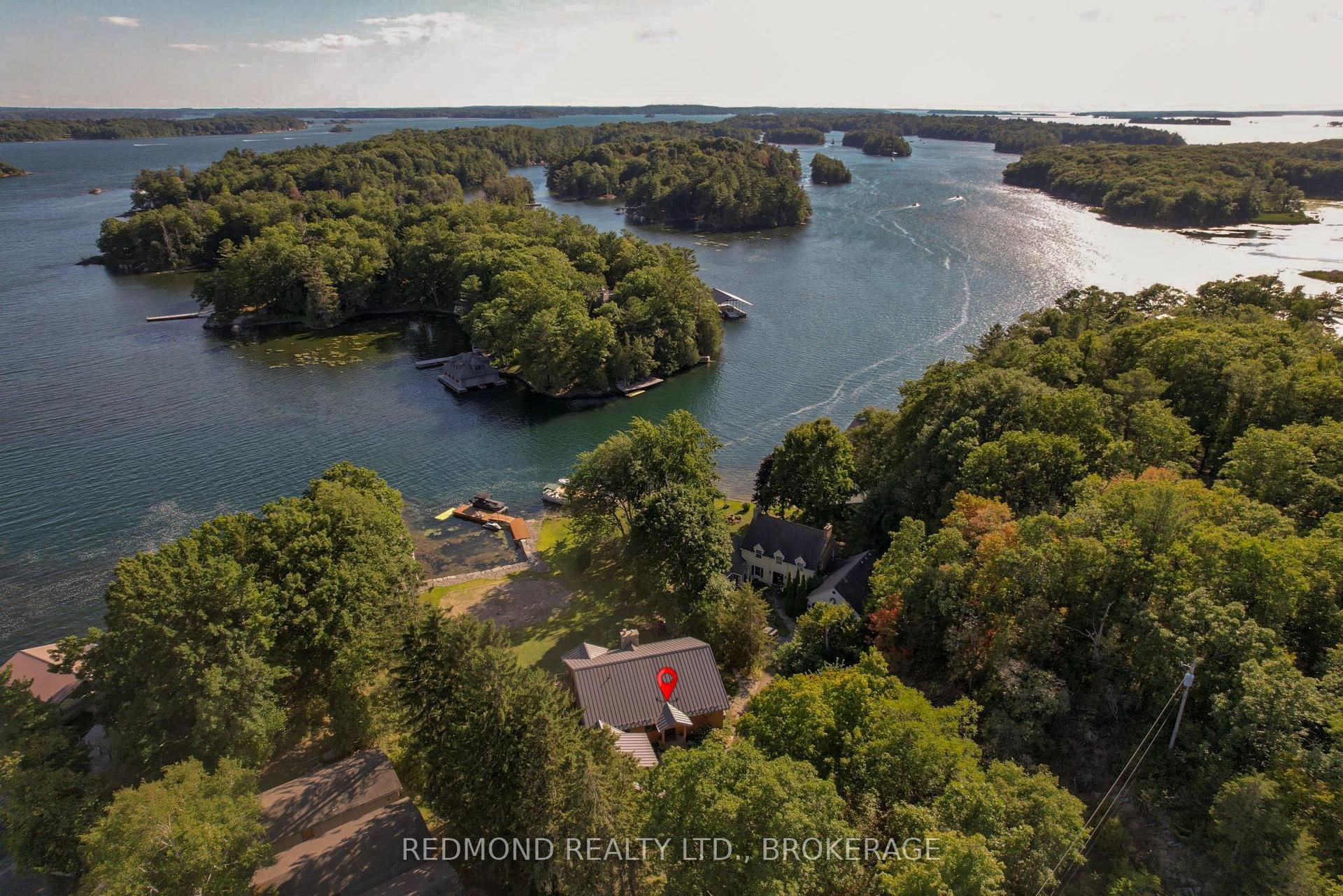 403 Thousand Islands Parkway — photo 1