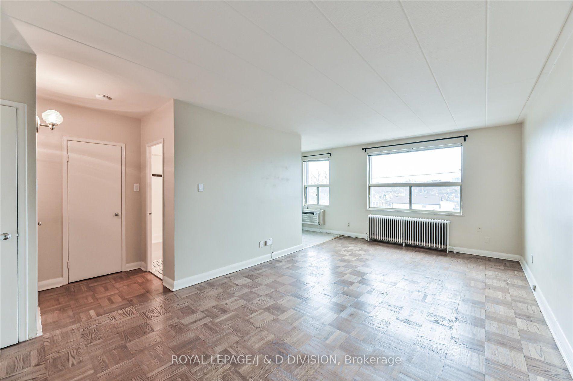 325 Sammon Avenue 105 #105 — photo 1