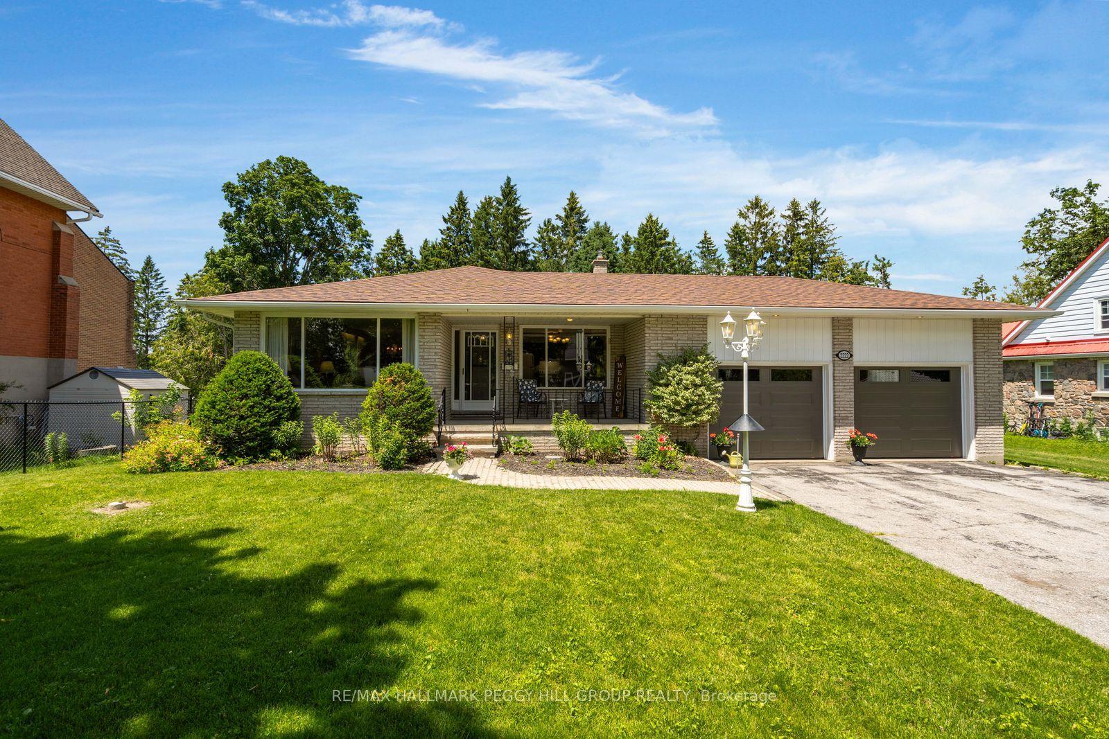 2222 Victoria Street — photo 1