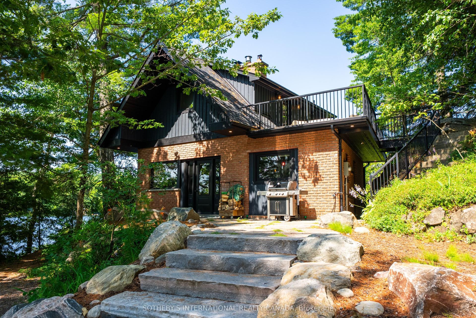 1023 McCabe Road, Lake of Bays — Detached for sale, photo 1