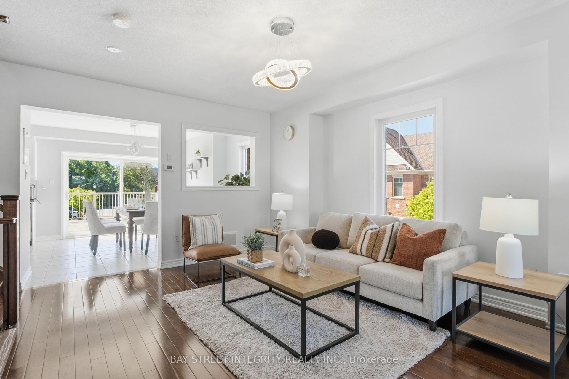 980 Millard Street, Whitchurch-Stouffville — Townhouse for sale, photo 1
