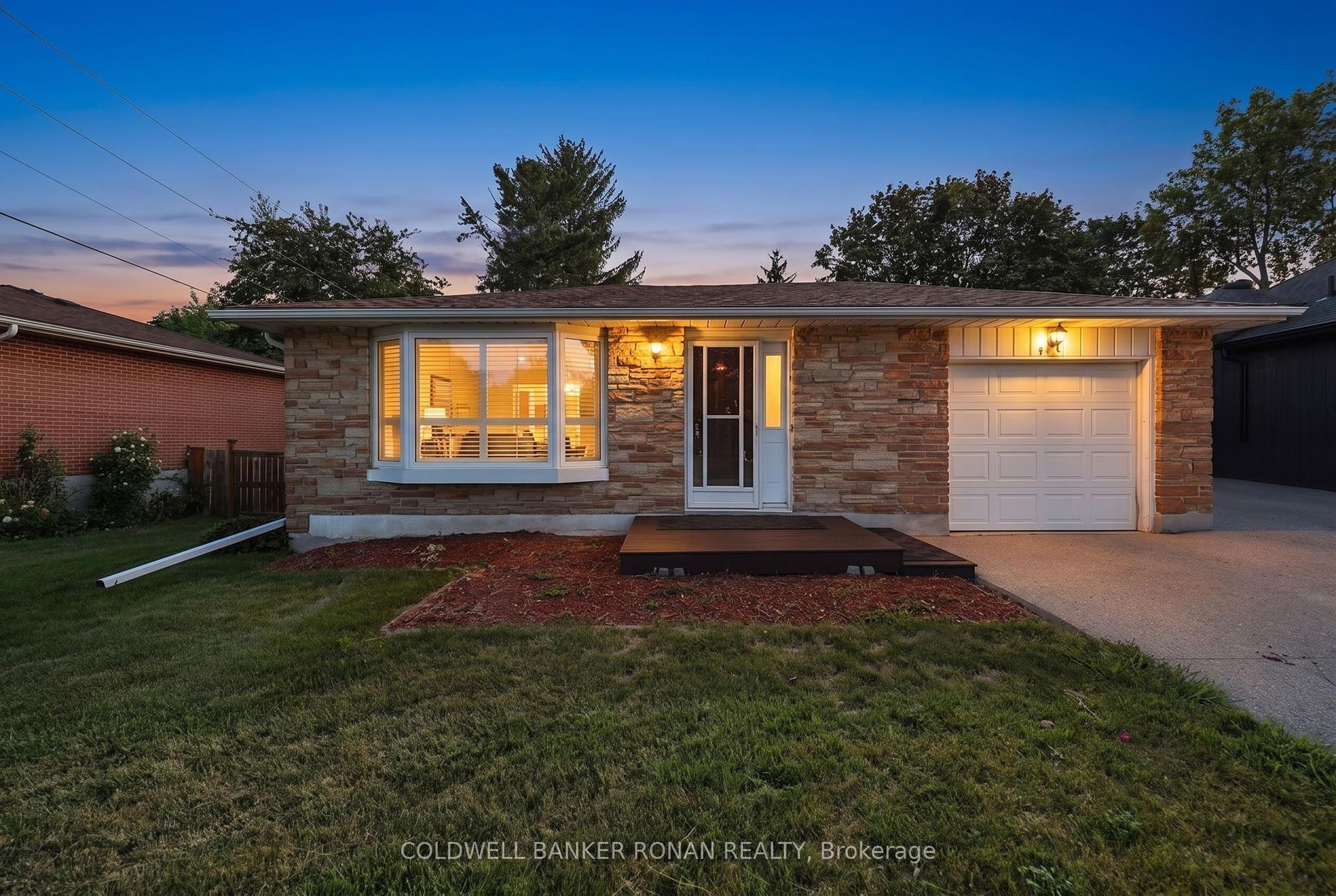 43 Alexander Street, New Tecumseth — Detached for sale, photo 1