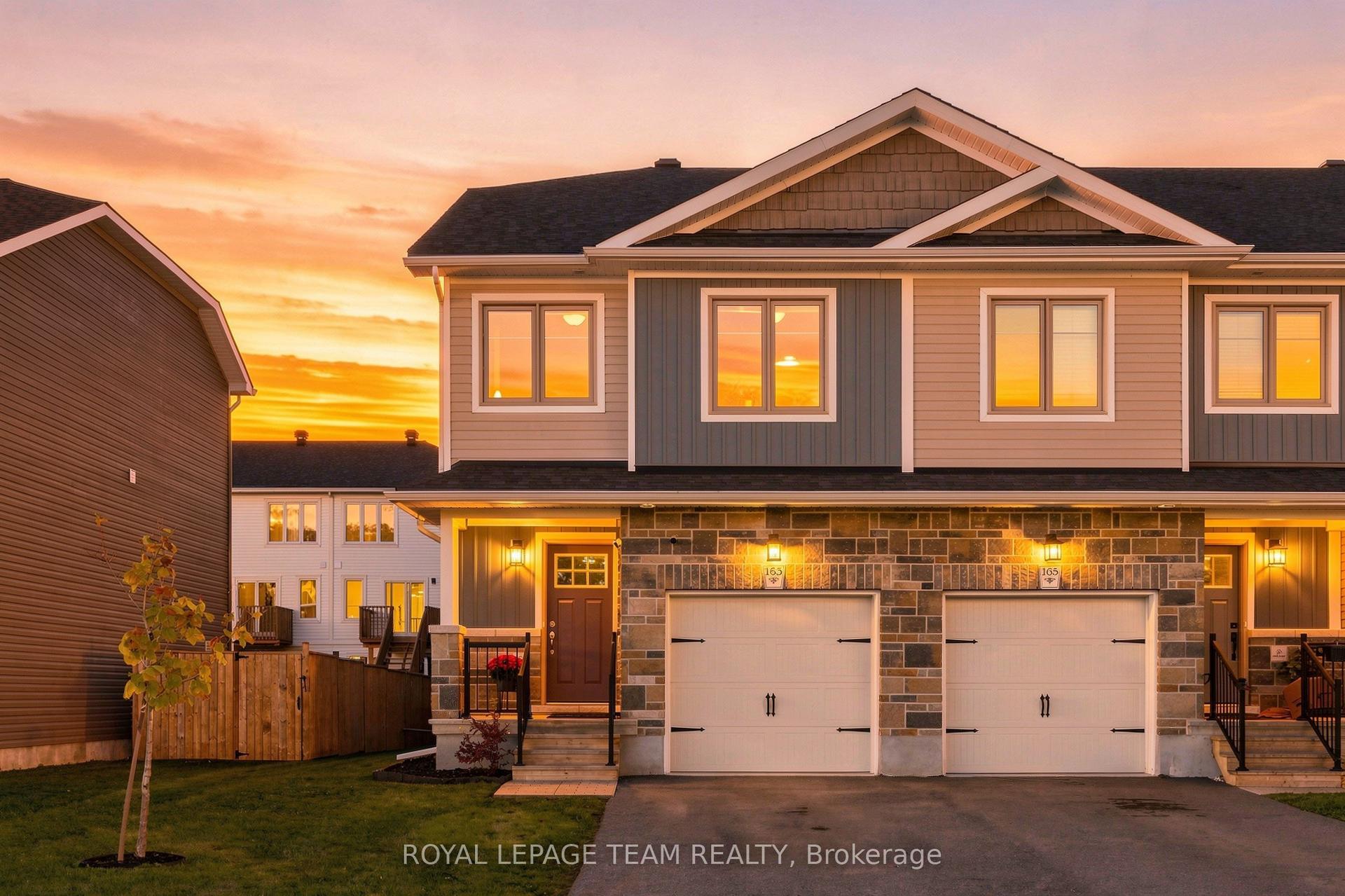163 Ferrara Drive, Smiths Falls — Townhouse for sale, photo 1