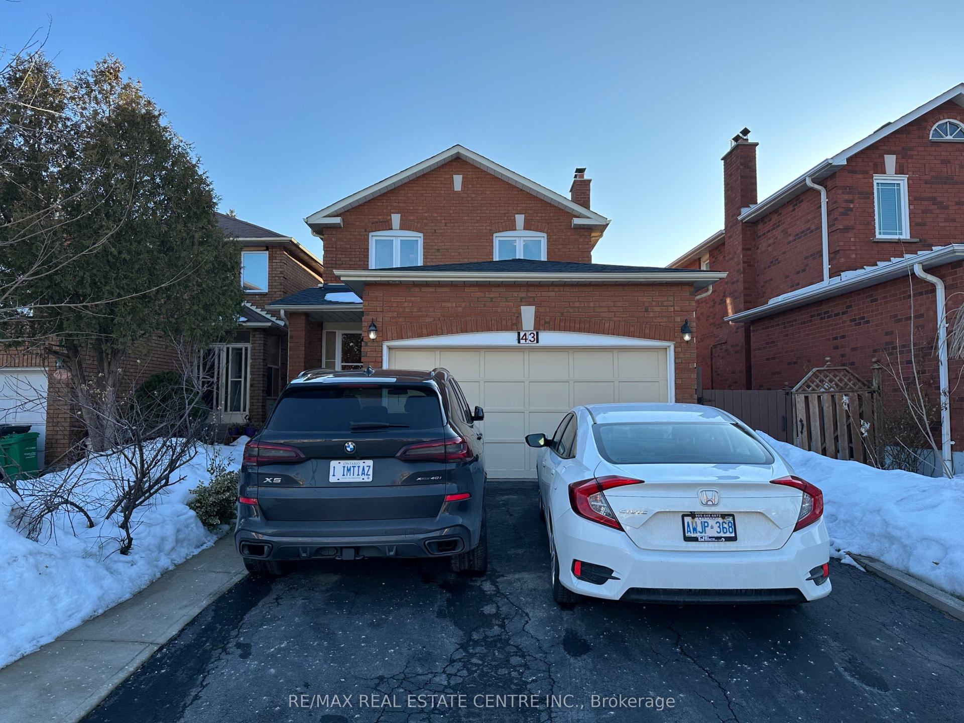 43 Windmill Boulevard — photo 1