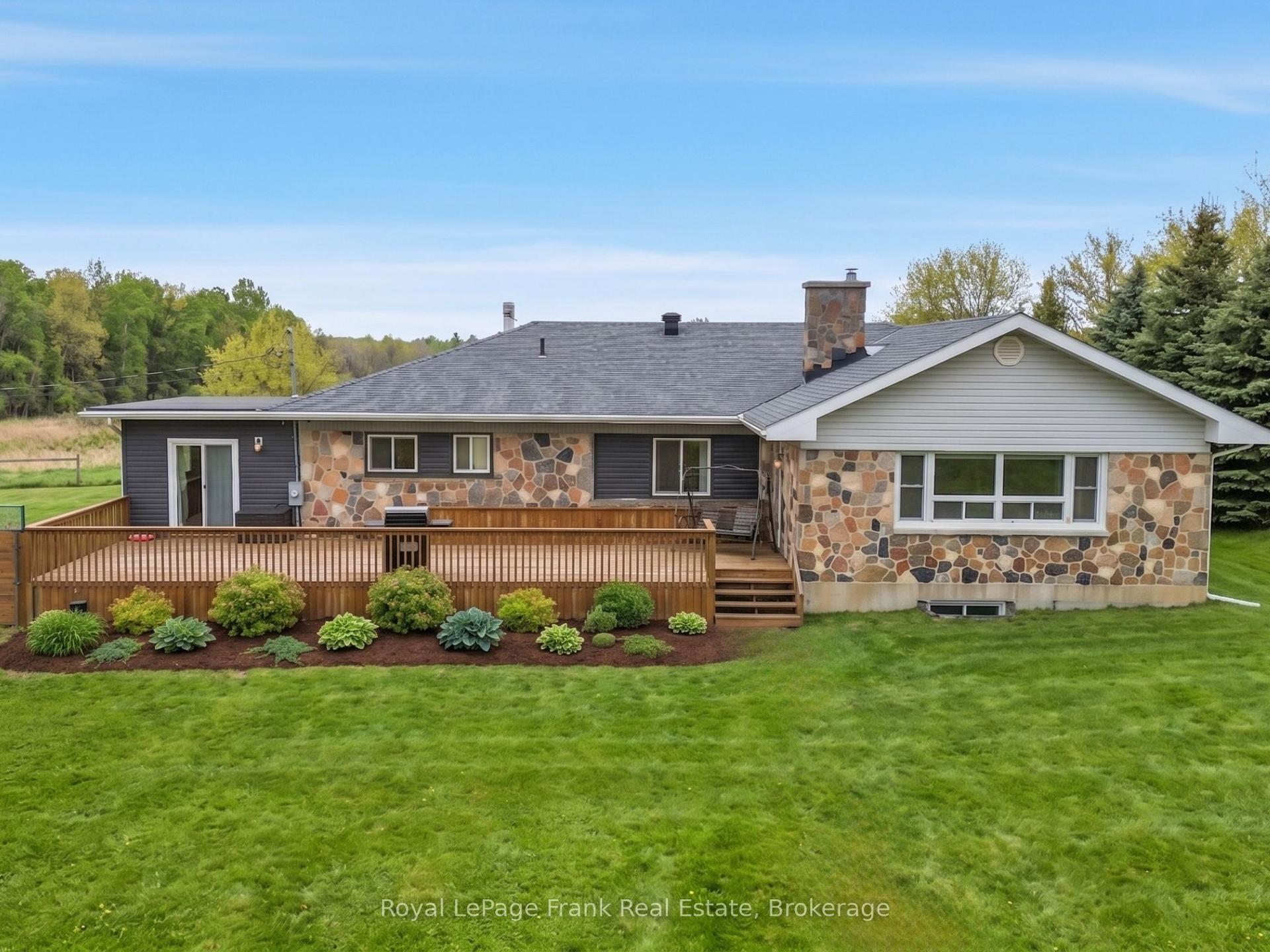 241 Bellevue Drive — photo 1