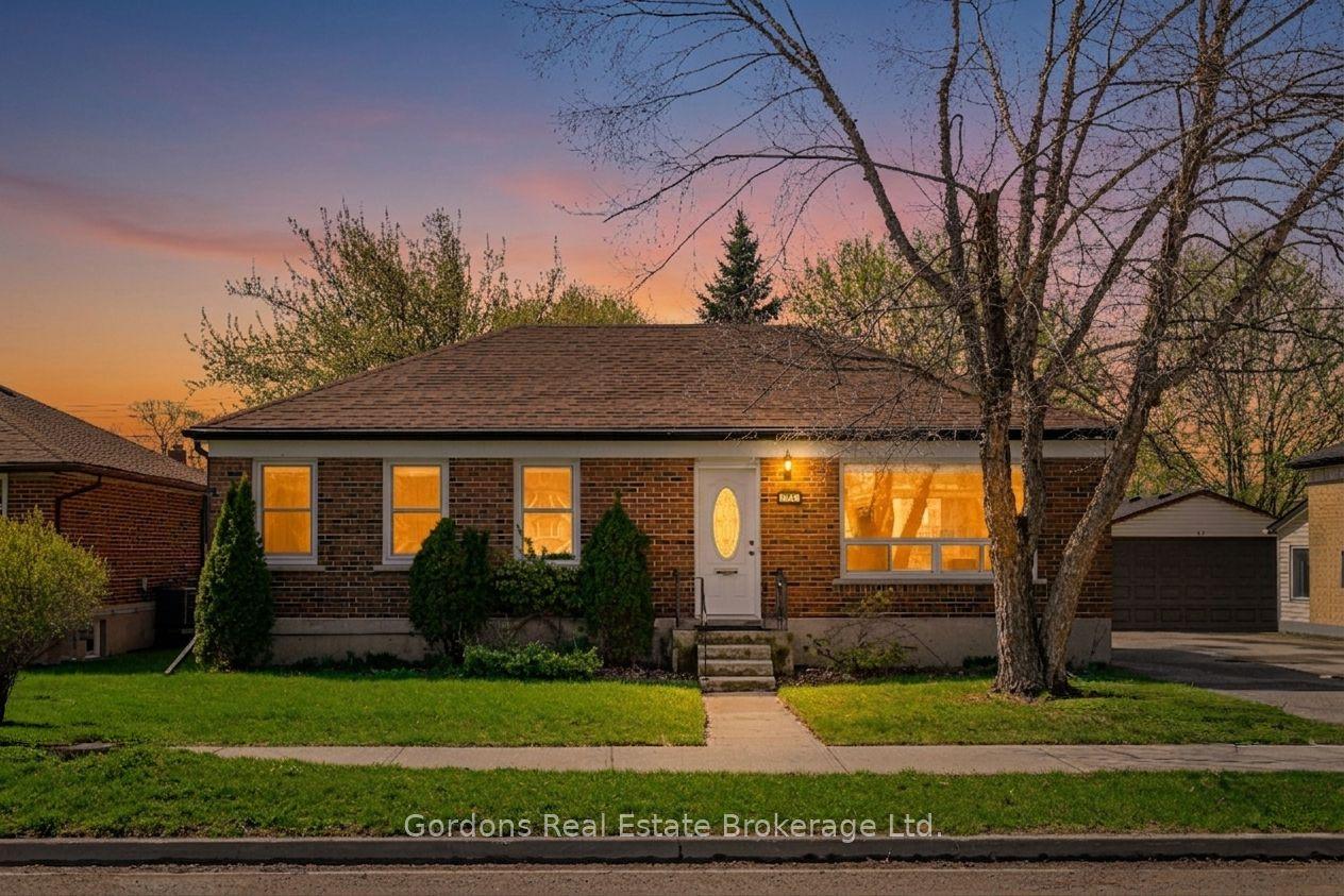 705 Bellaire Street — photo 1