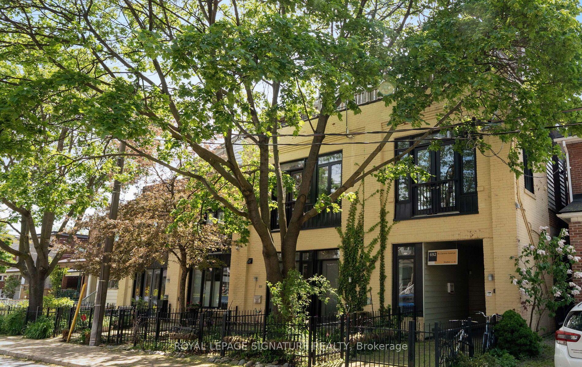 692 St. Clarens Avenue 7 #7 — photo 1