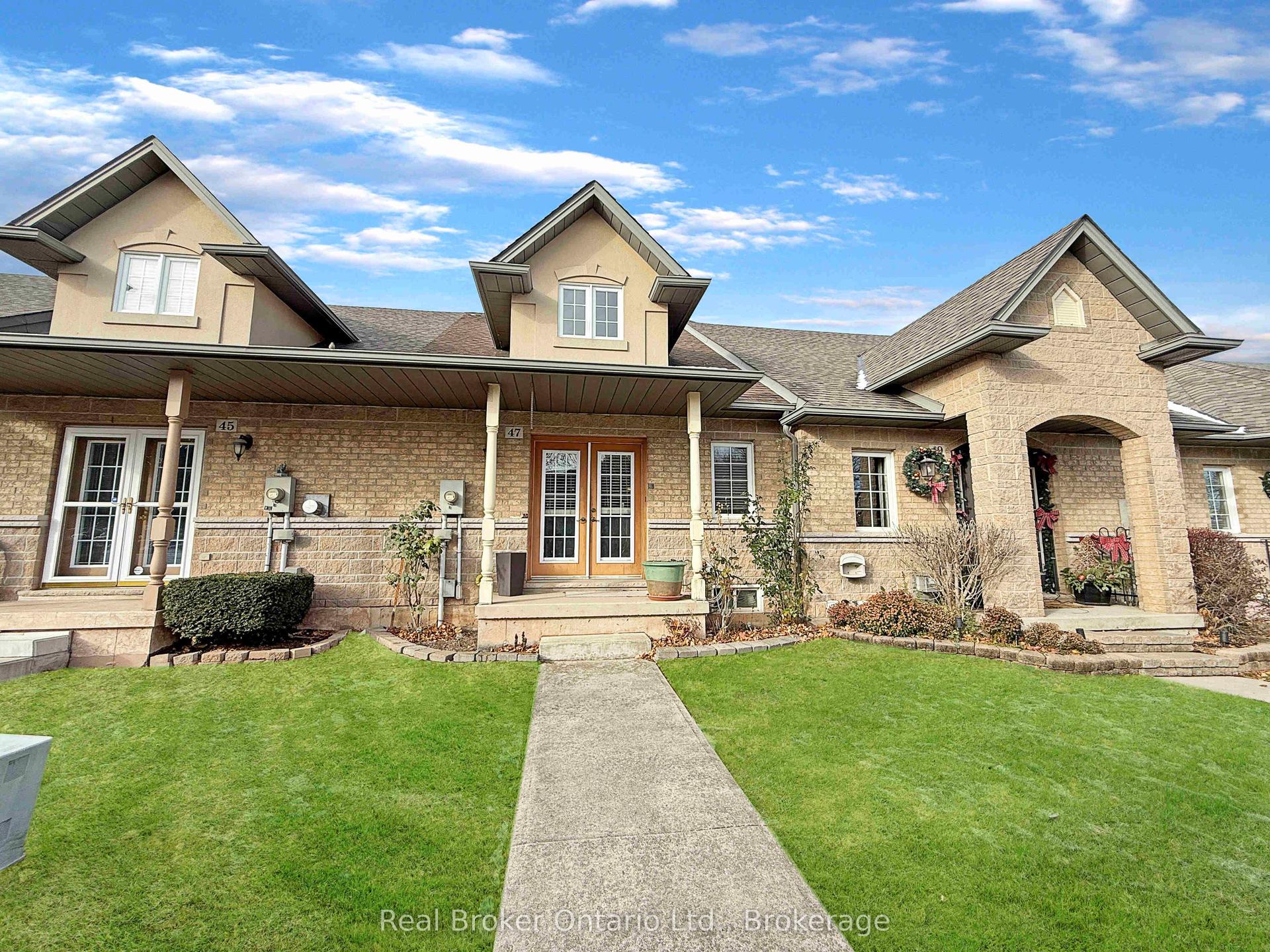 47 Dynasty Avenue — photo 1