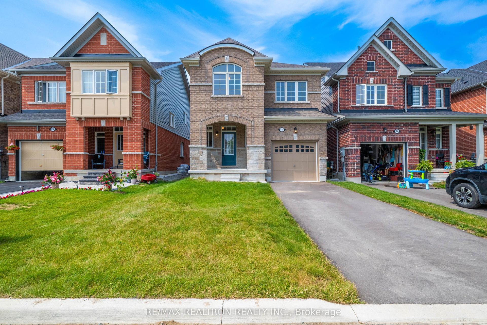 118 Cliff Thompson Court, Georgina — Detached for sale, photo 1