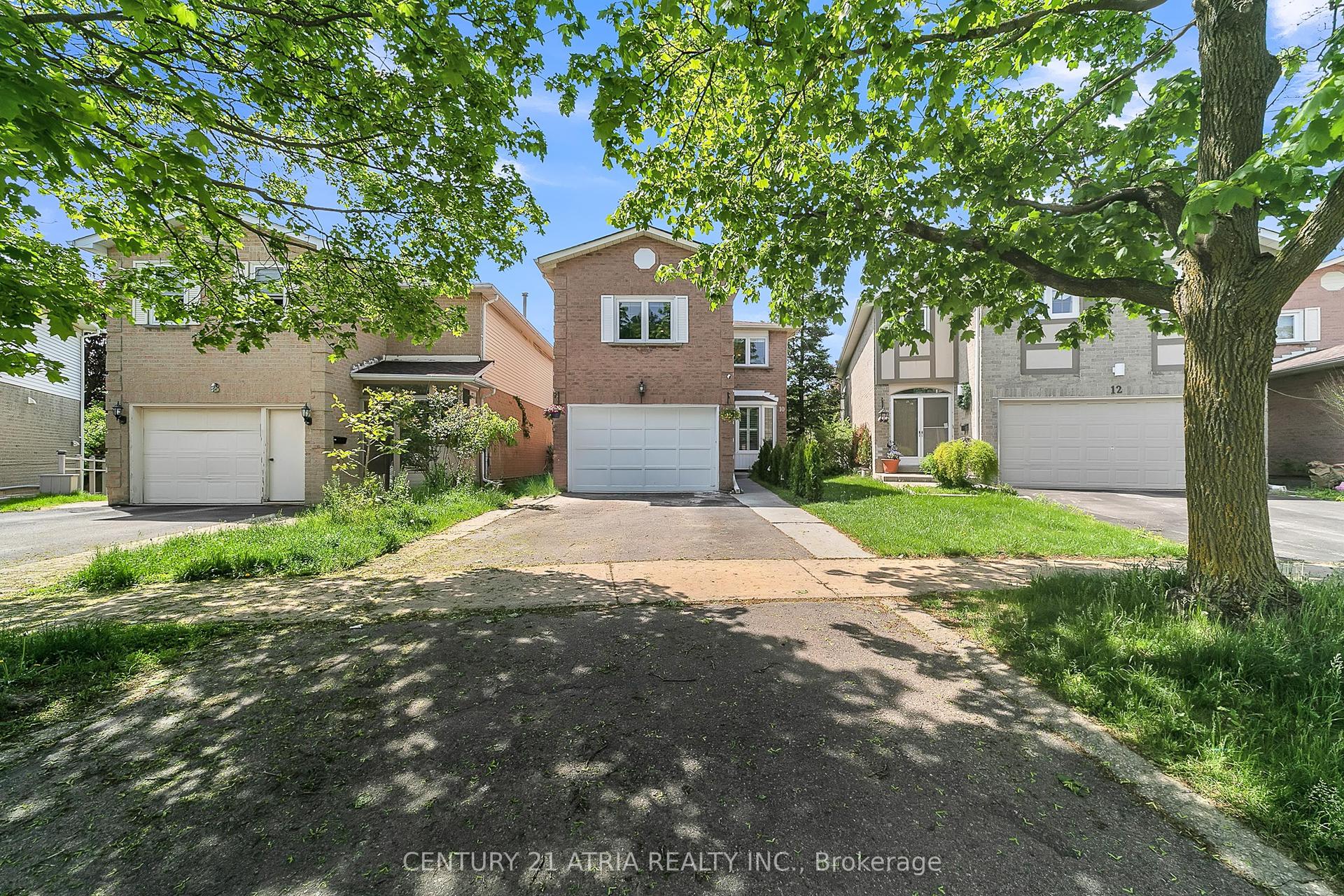 10 Park Ln Circle, Richmond Hill — Detached for lease, photo 1