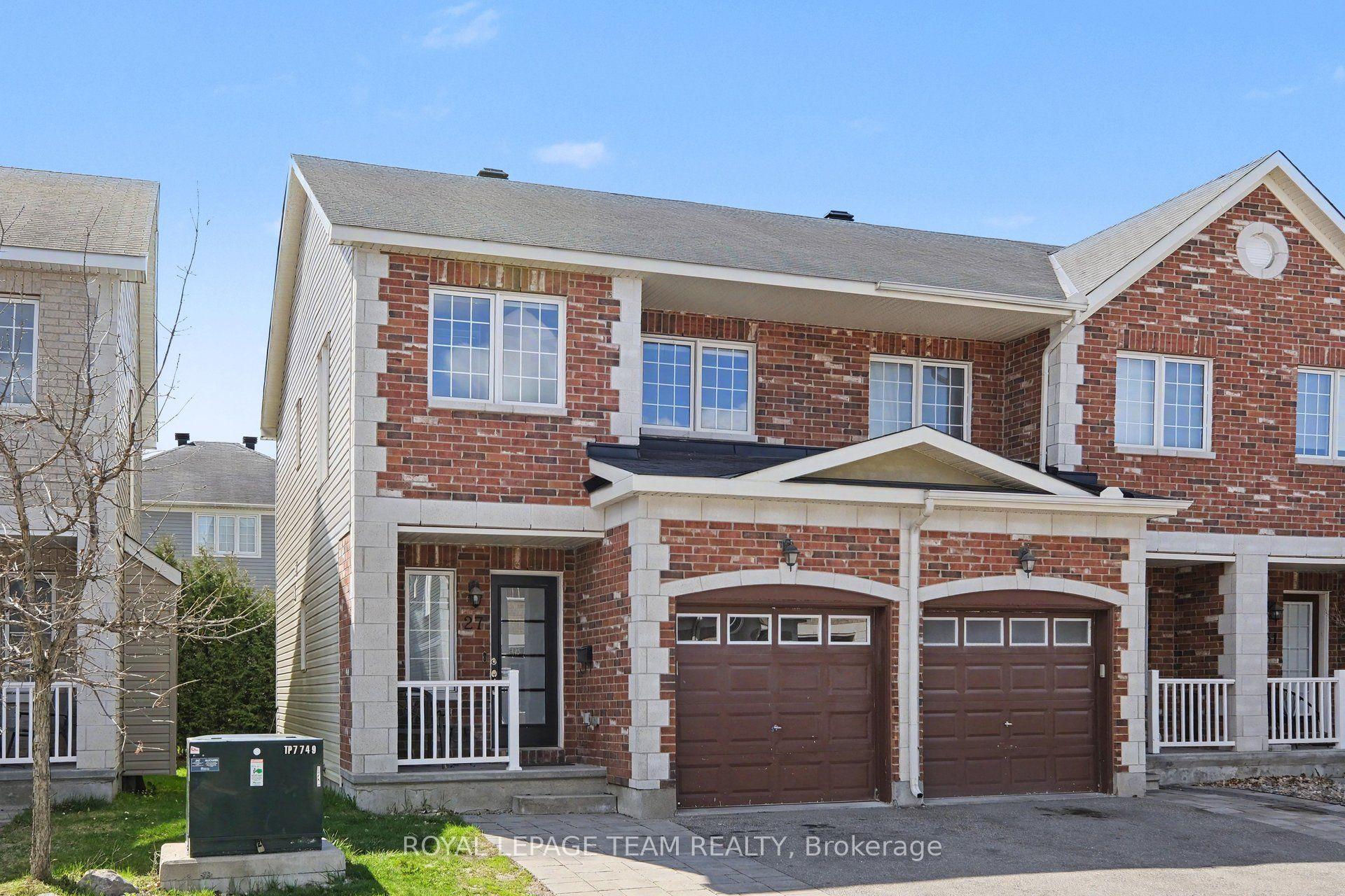 27 Dundalk Private, Barrhaven — Townhouse for sale, photo 1