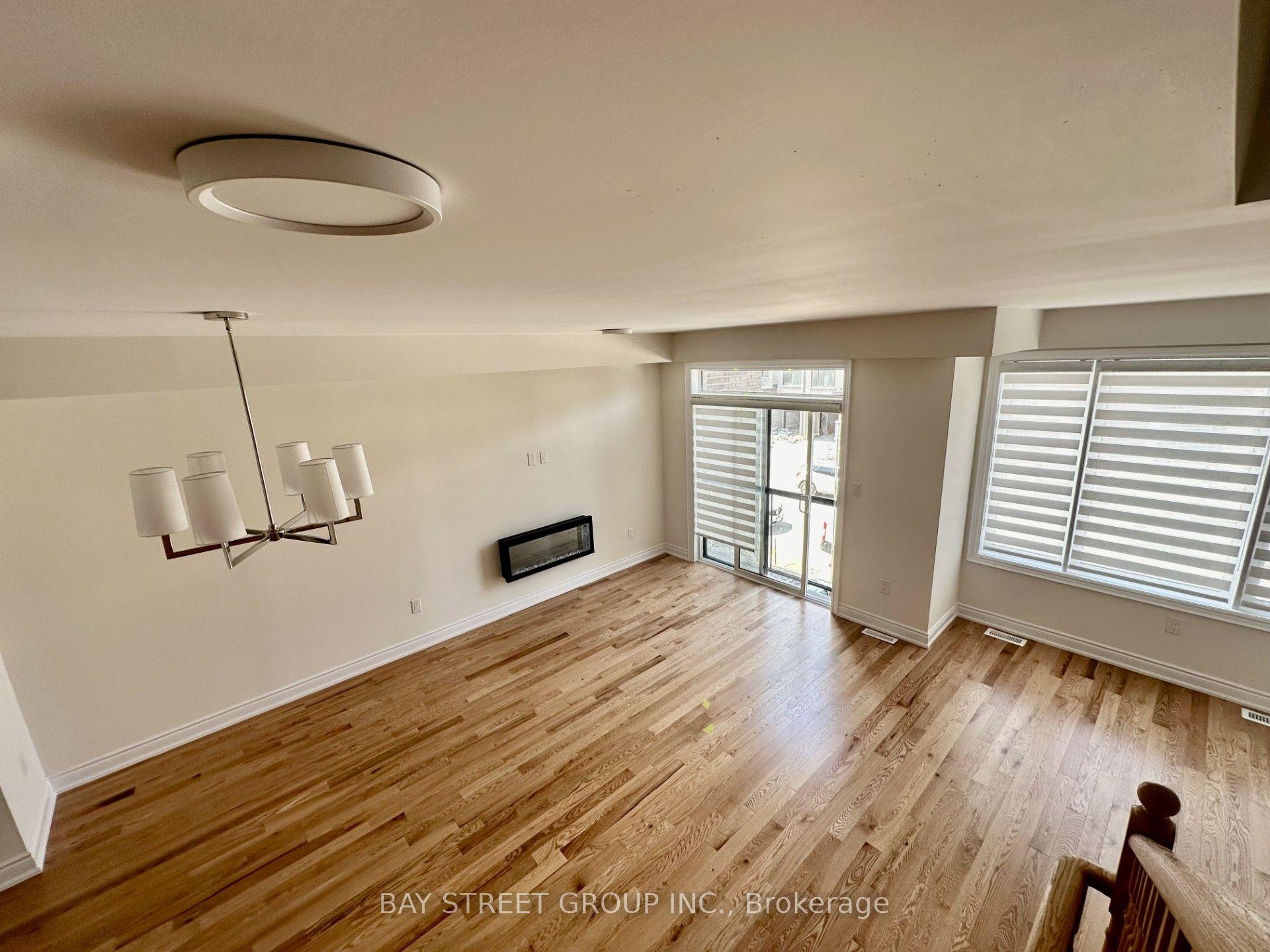206 Tennant Circle — photo 1