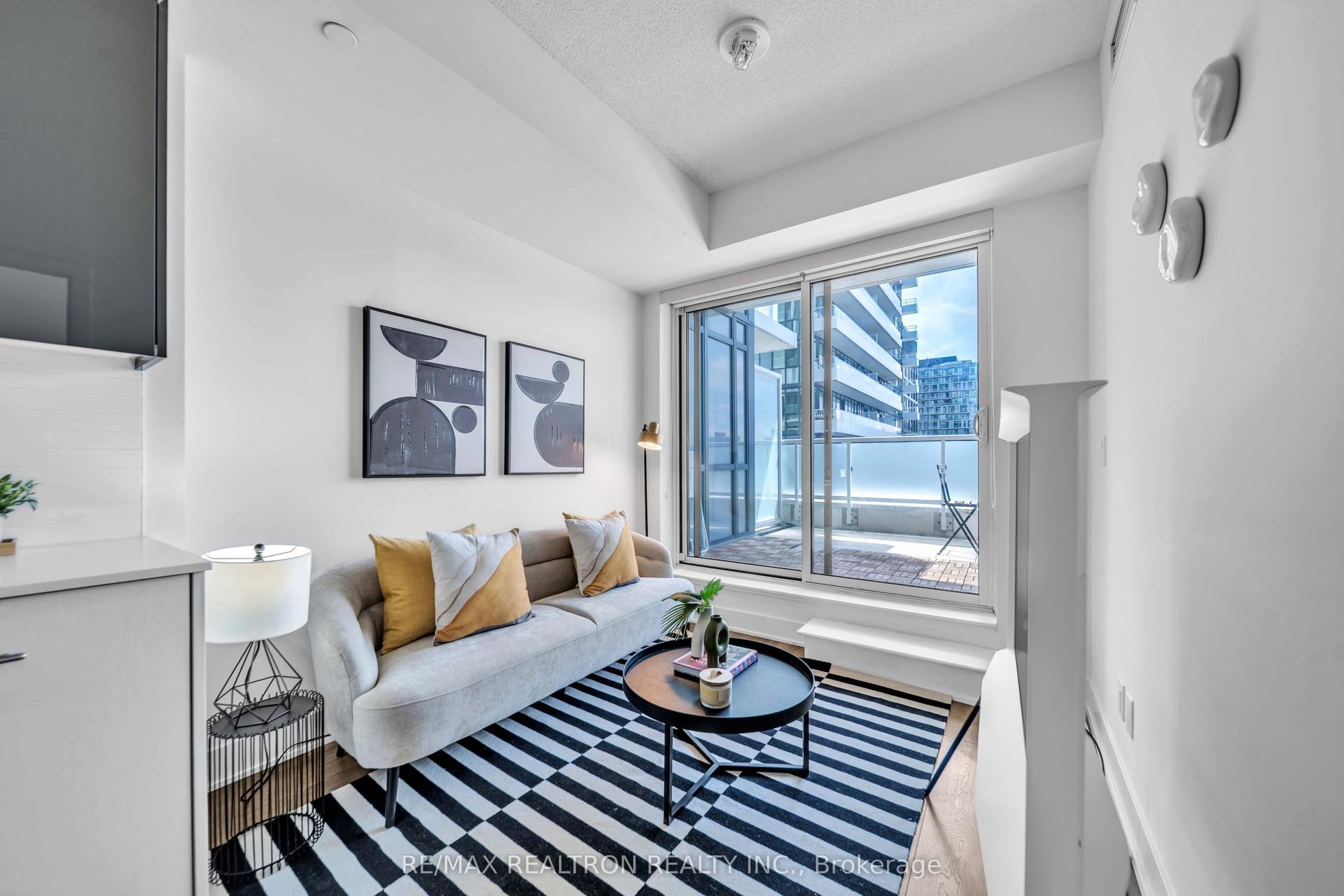 188 Fairview Mall Drive 606 #606, Toronto — Condo for sale, photo 1