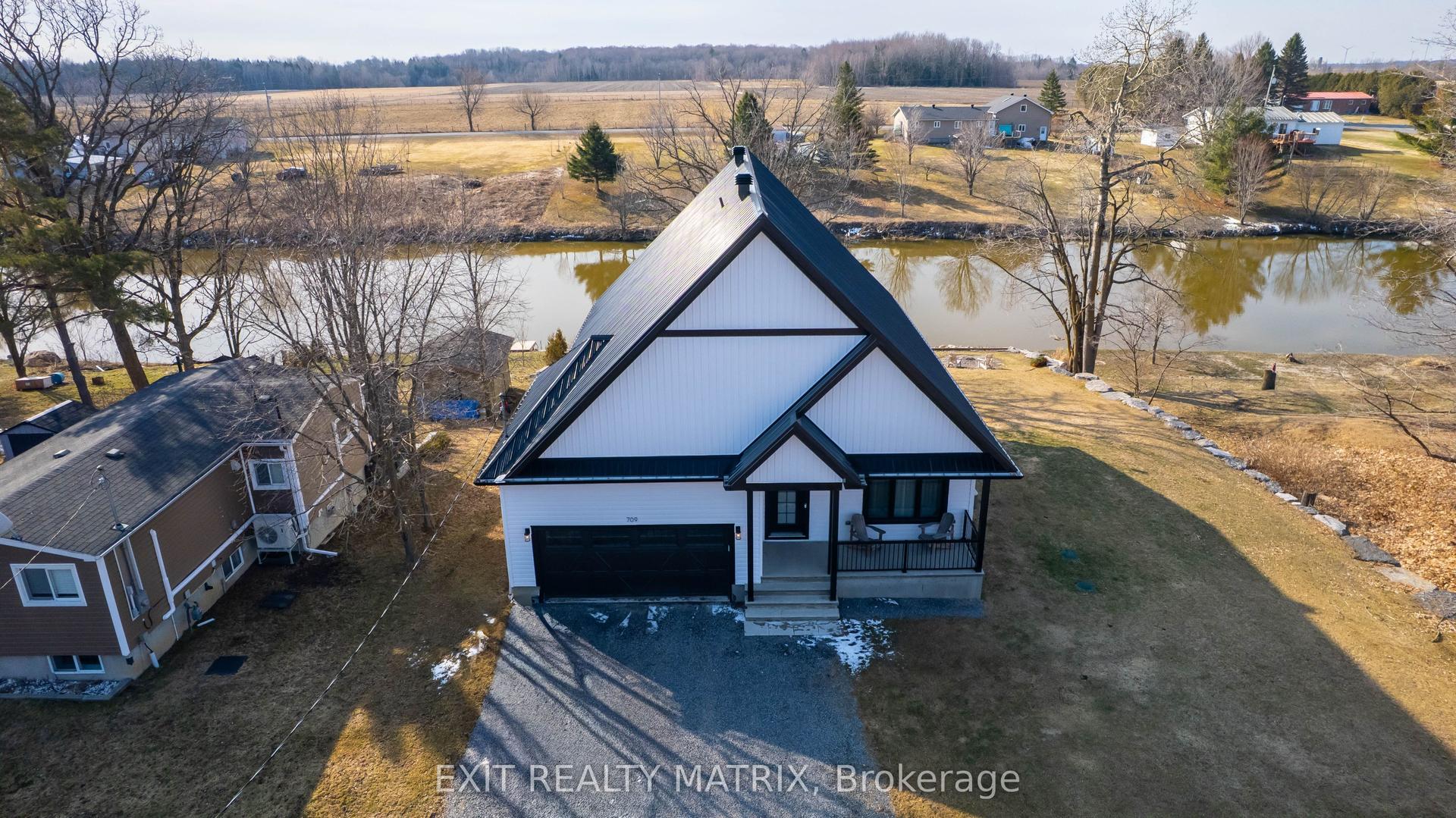 709 Lebrun Street — photo 1