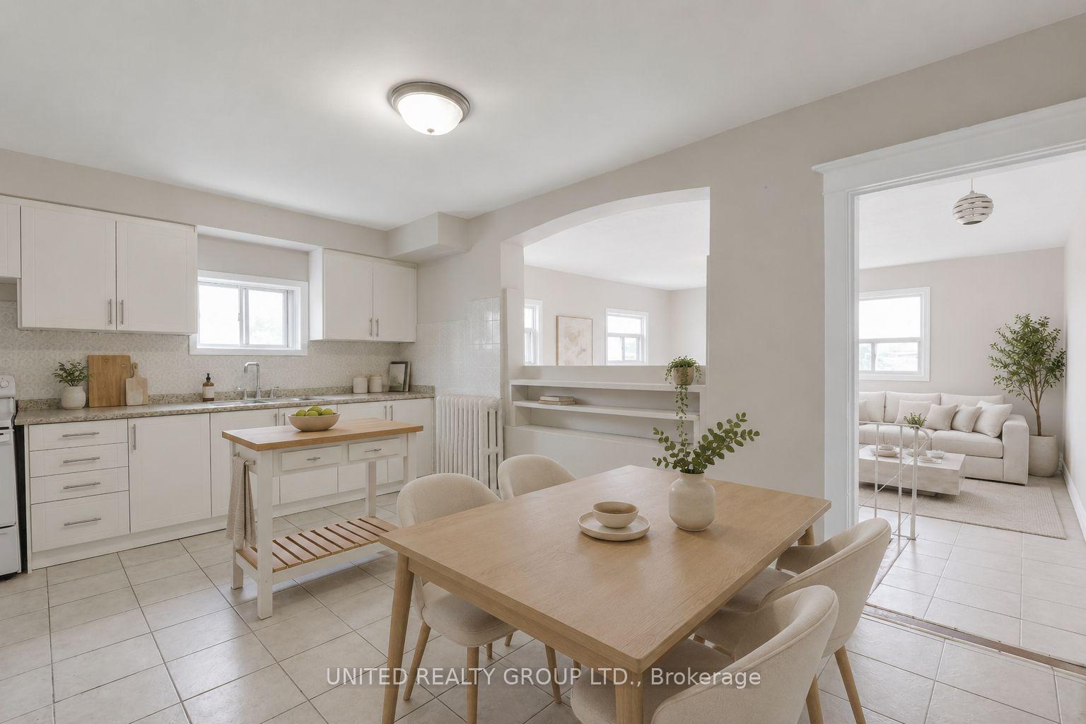 317 Oakwood Avenue 2nd Floor #2nd Floor, Toronto — Commercial for lease, photo 1