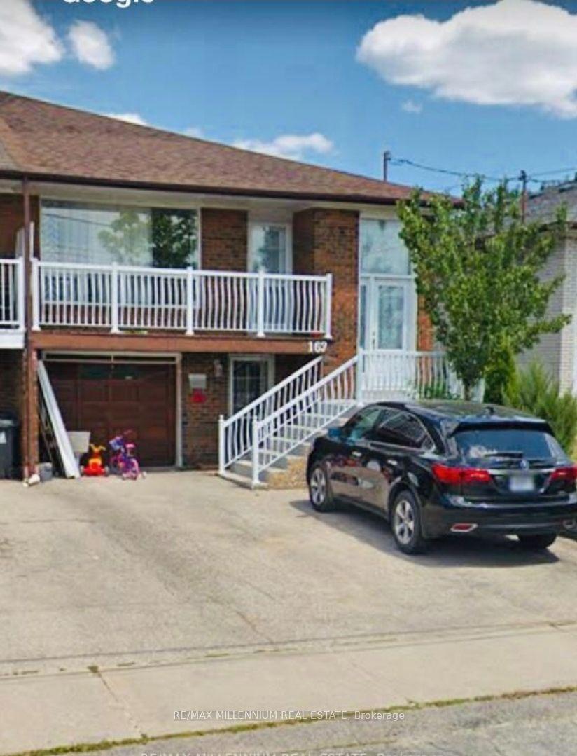 130 Ardwick Boulevard, Toronto — Semi-Detached for lease, photo 1