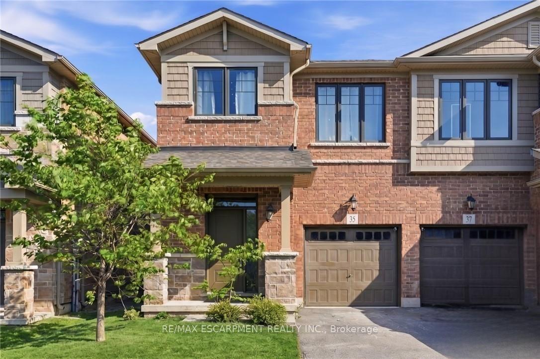 35 Pelican Lane, Hamilton — Semi-Detached for sale, photo 1