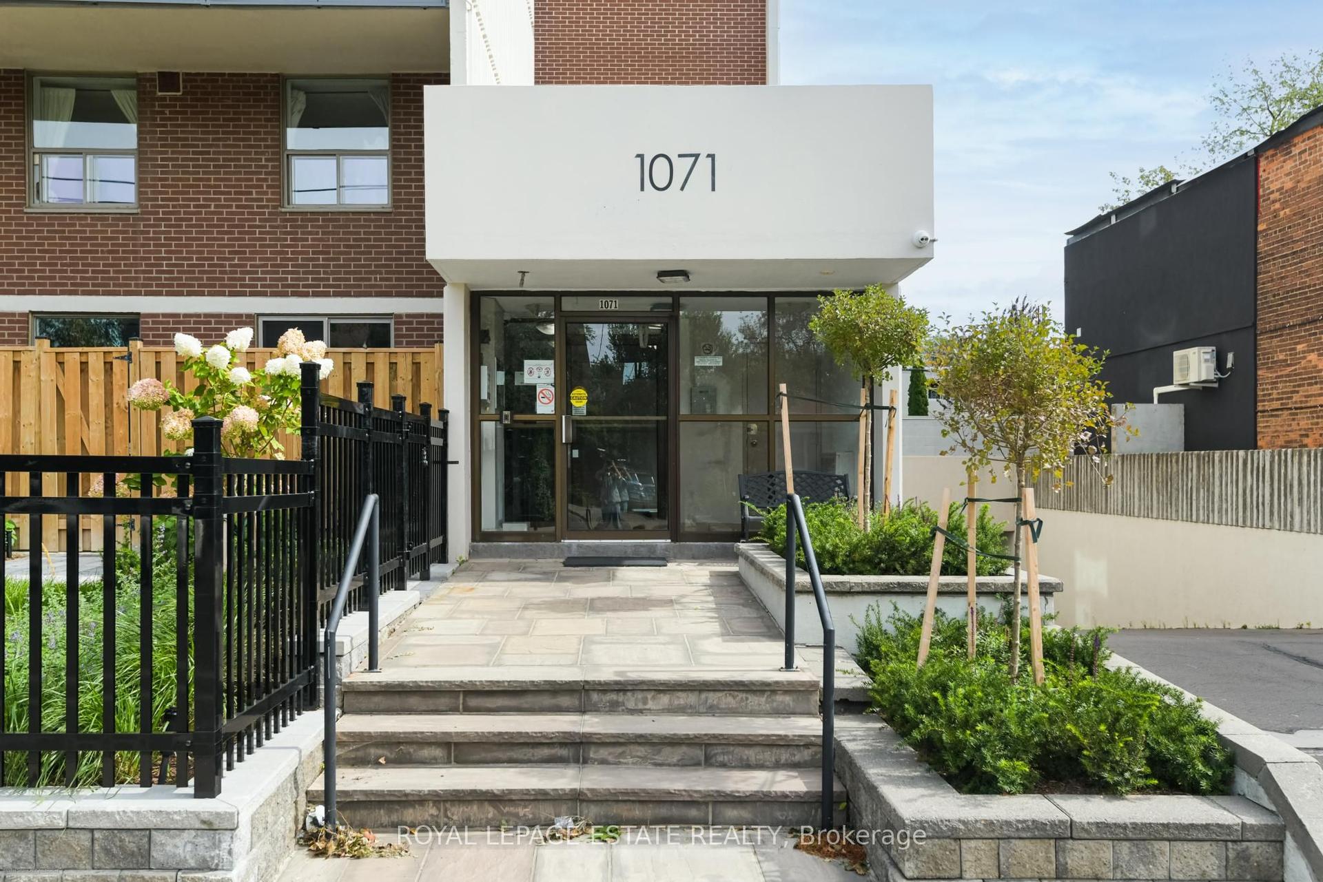 1071 Woodbine Avenue 311 #311, Toronto — Condo for sale, photo 1