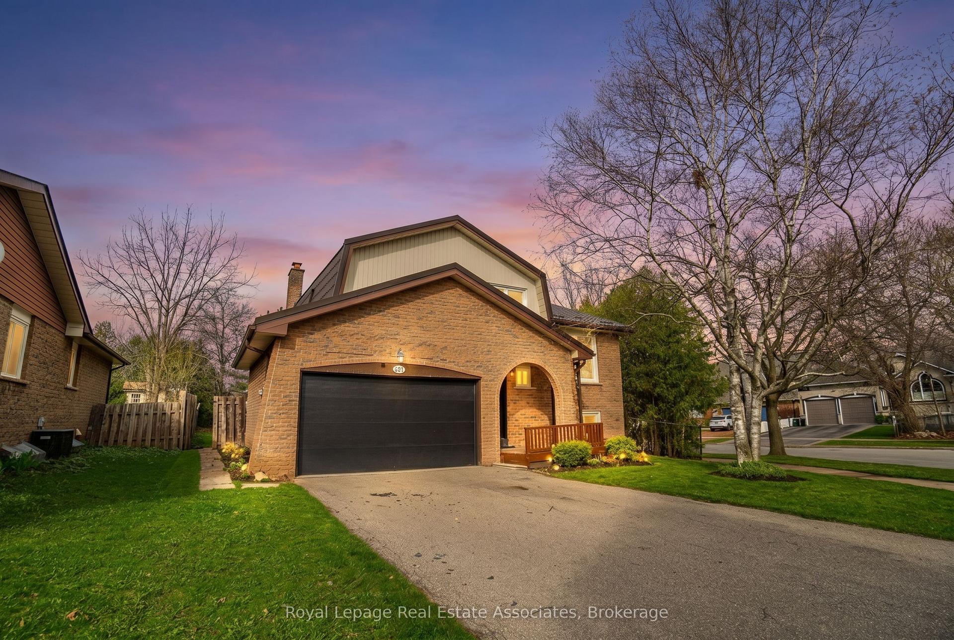 471 Valhalla Court — photo 1