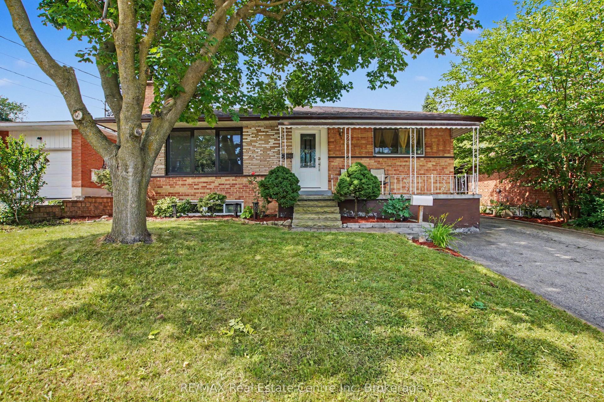 91 Dumbarton Street, Guelph — Detached for sale, photo 1