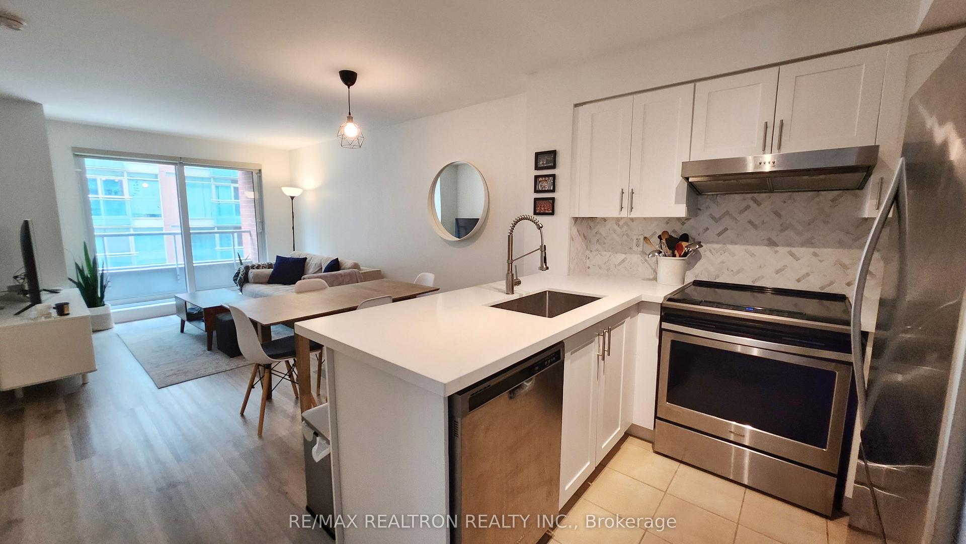230 King Street E 511 #511 — photo 1