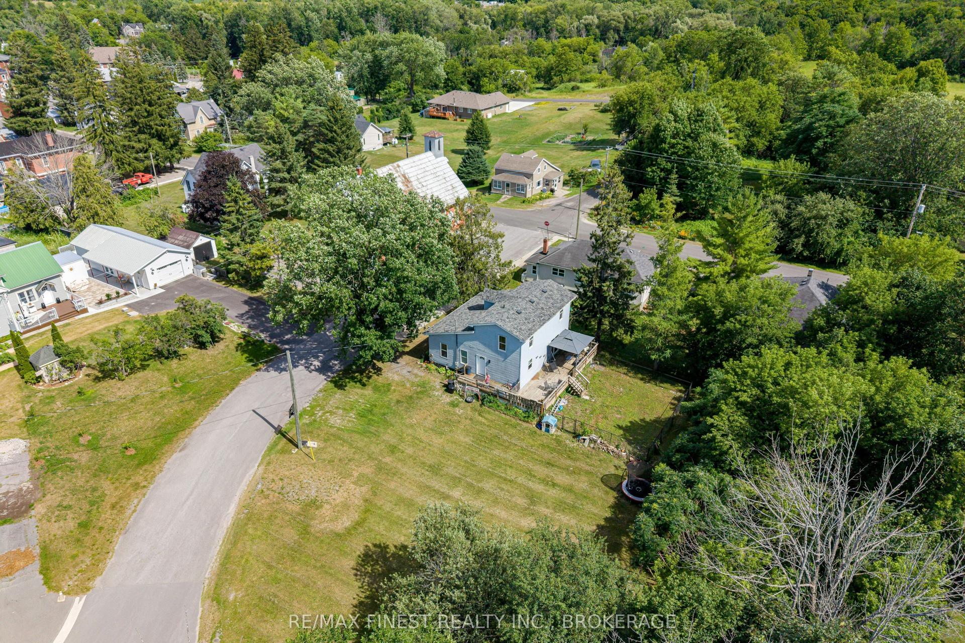 1 Neely Street, Stone Mills — Detached for sale, photo 1