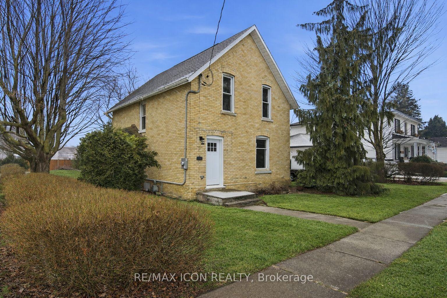 182 Maple Street — photo 1