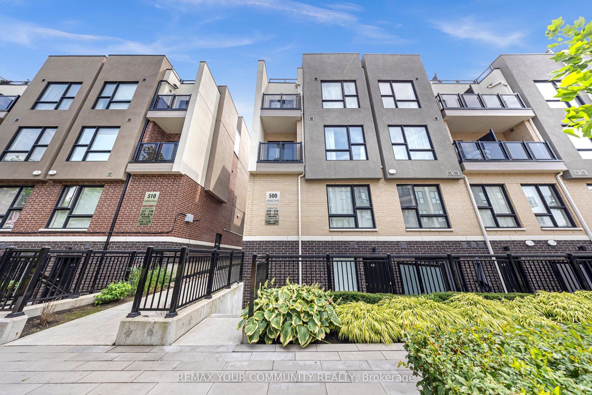 500 Kingbird Grove 120 #120, Toronto — Condo Town for sale, photo 1