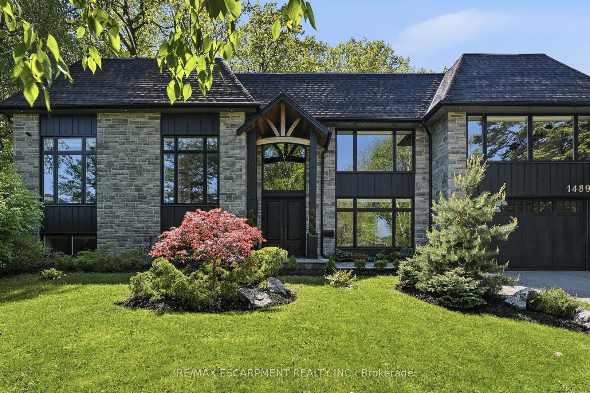 1489 Rogerswood Court — photo 1