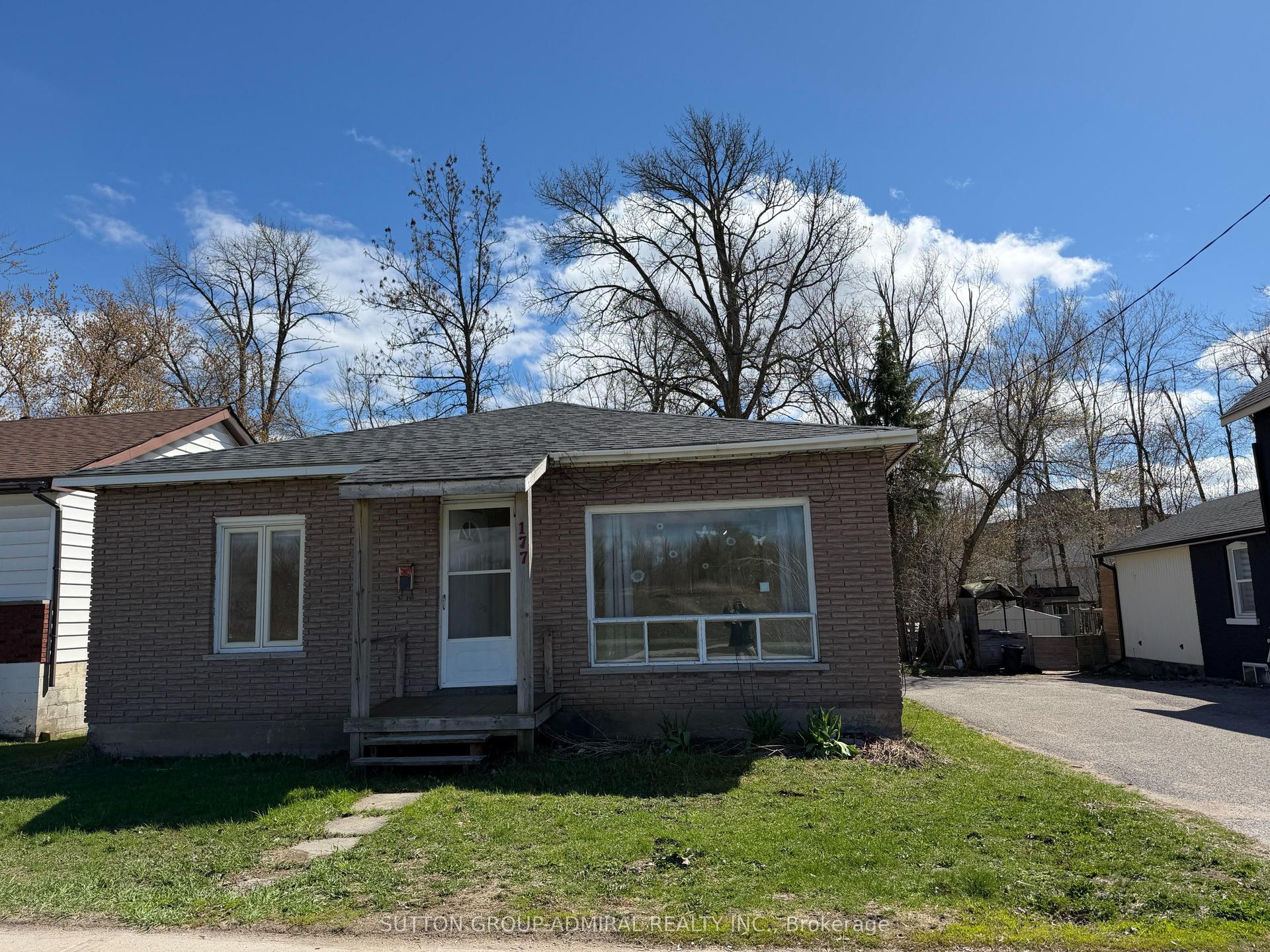 177 Atherley Road — photo 1