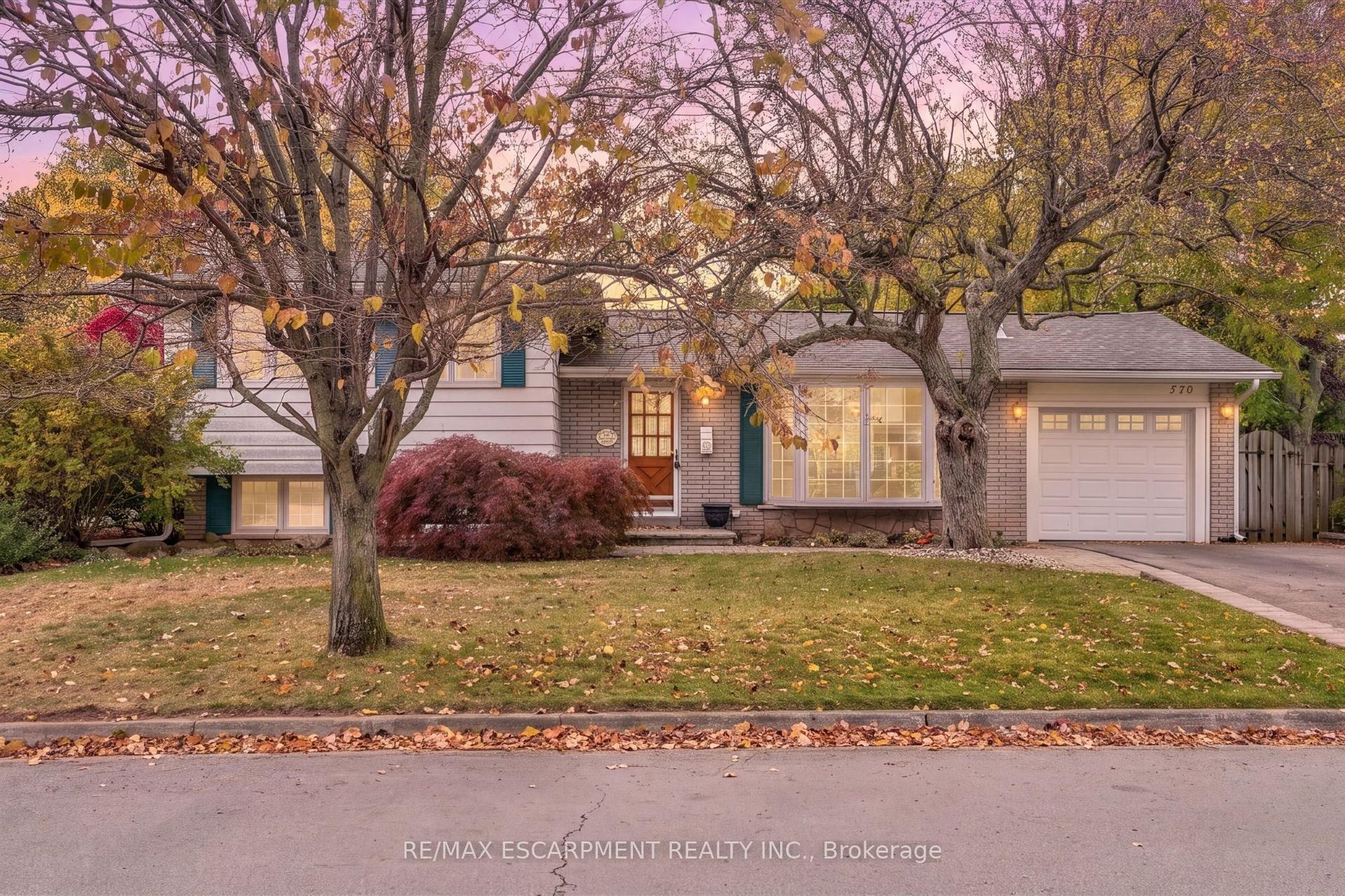570 Letitia Court, Burlington — Detached for sale, photo 1