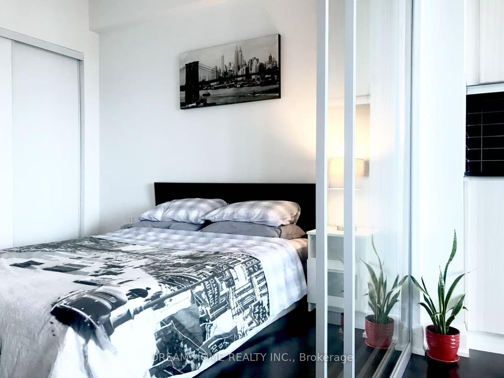 160 vanderhoof Avenue, Toronto — Condo for lease, photo 1
