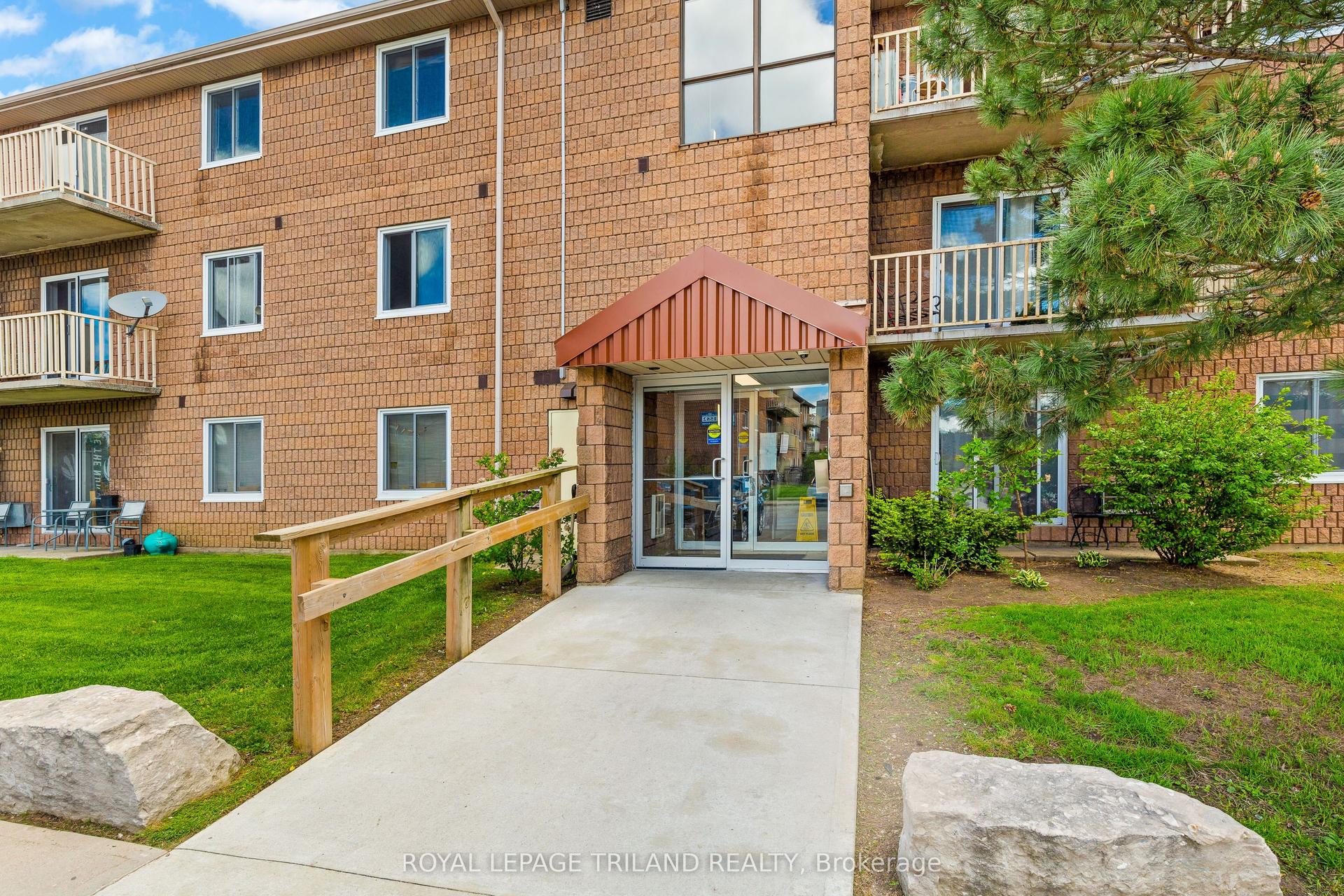 1584 Ernest Avenue 107 #107, London South — Condo for lease, photo 1