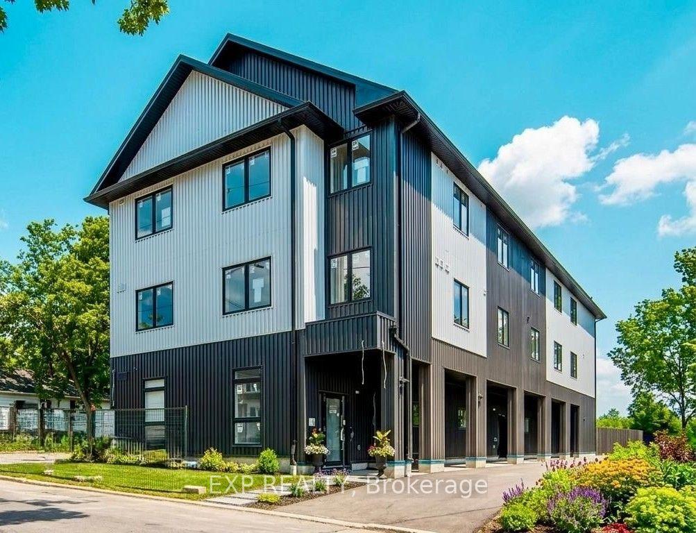 145 Clapperton Street 304 #304, Barrie — Condo for lease, photo 1