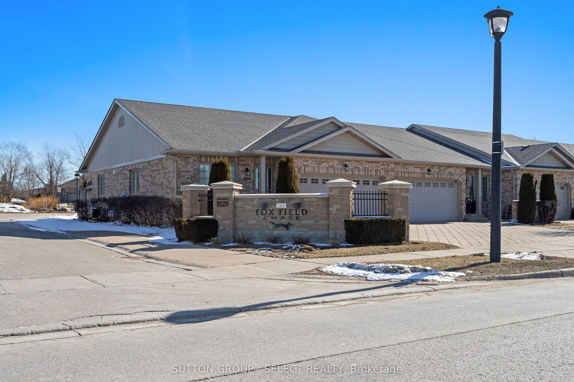 2094 Denview Avenue, London North — Semi-Detached for sale, photo 1