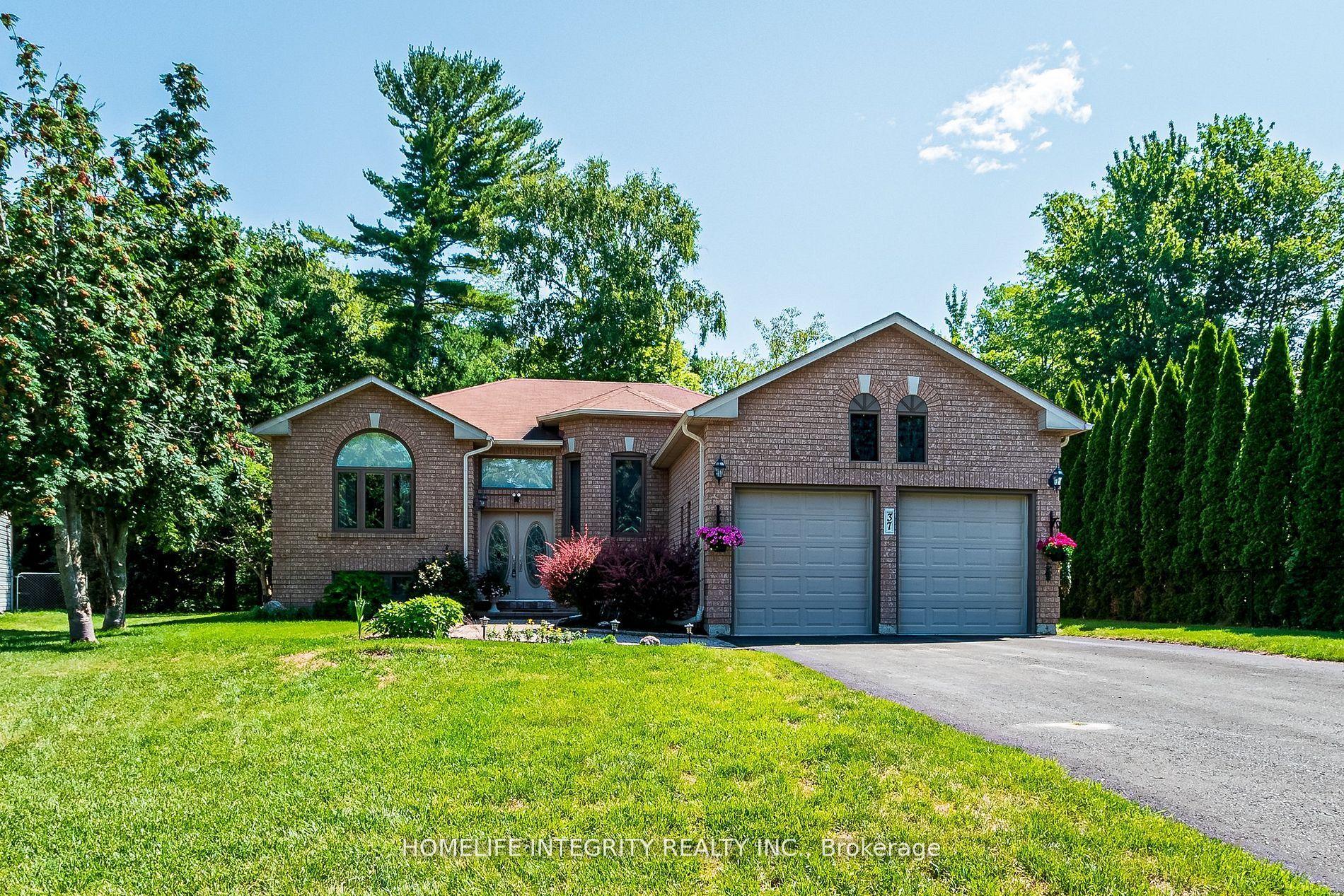 37 Brouwer Crescent — photo 1