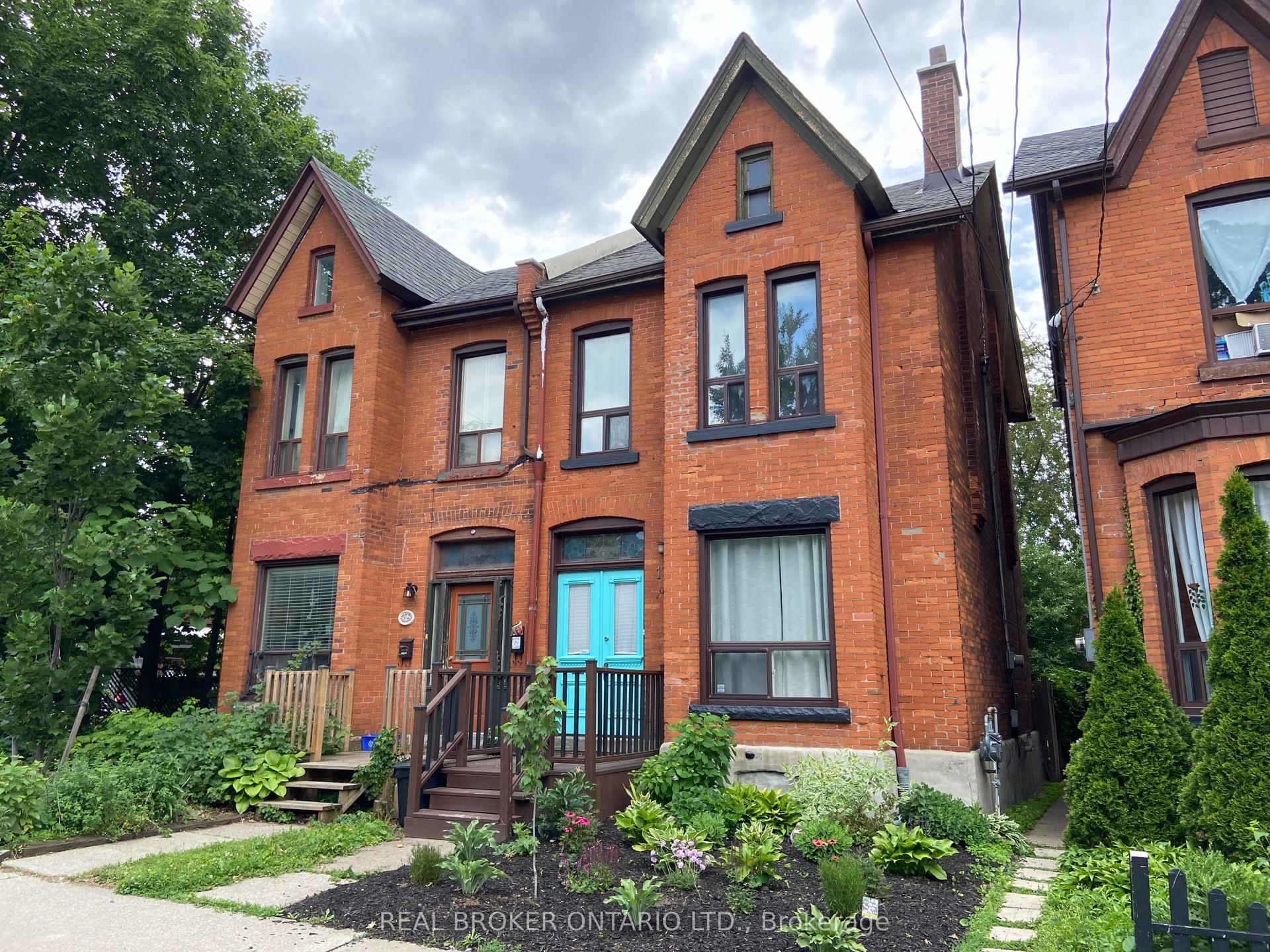 132 Grant Avenue, Hamilton — Semi-Detached for lease, photo 1