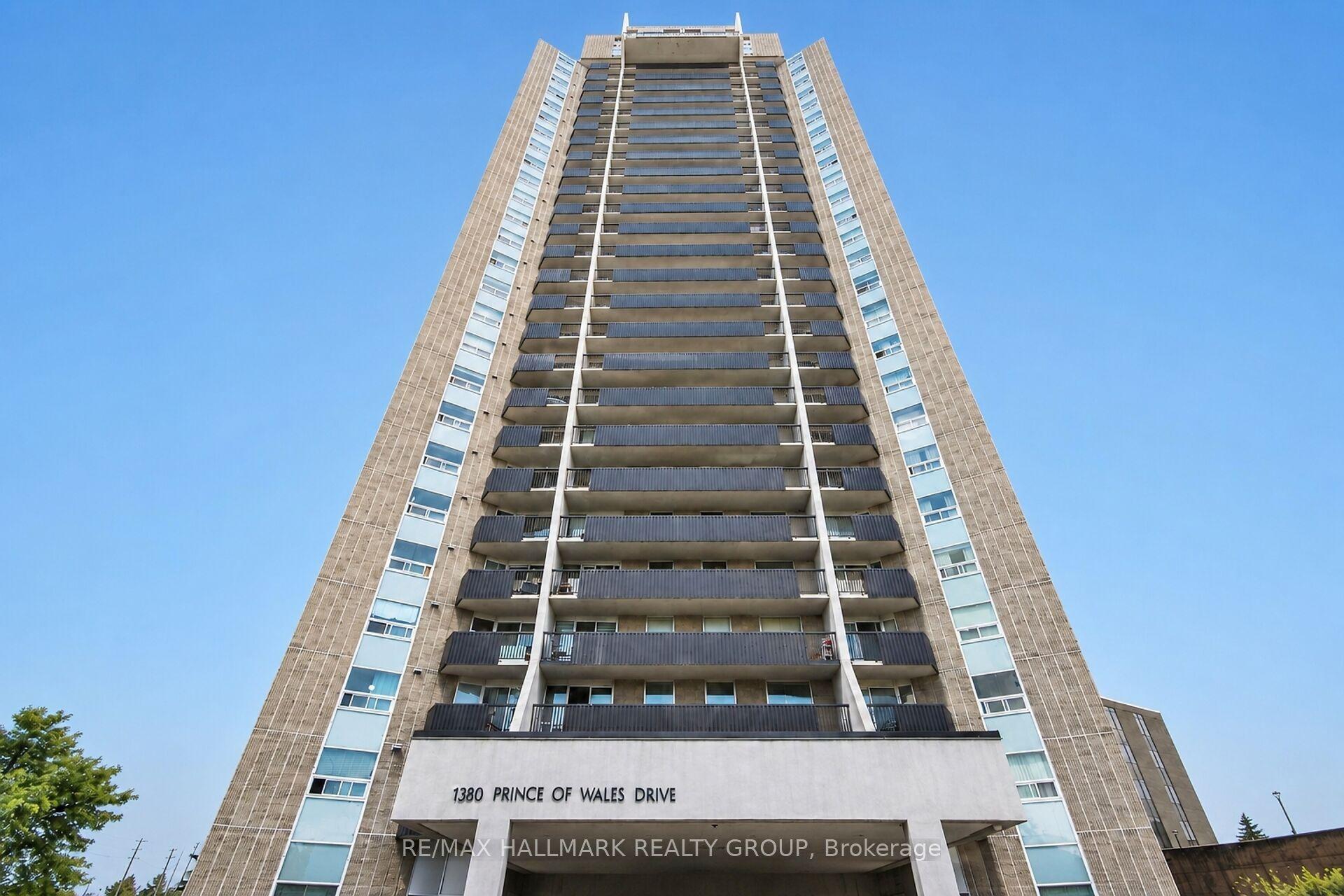 1380 Prince Of Wales Drive 304 #304, Mooneys Bay - Carleton Heights and Area — Condo for lease, photo 1